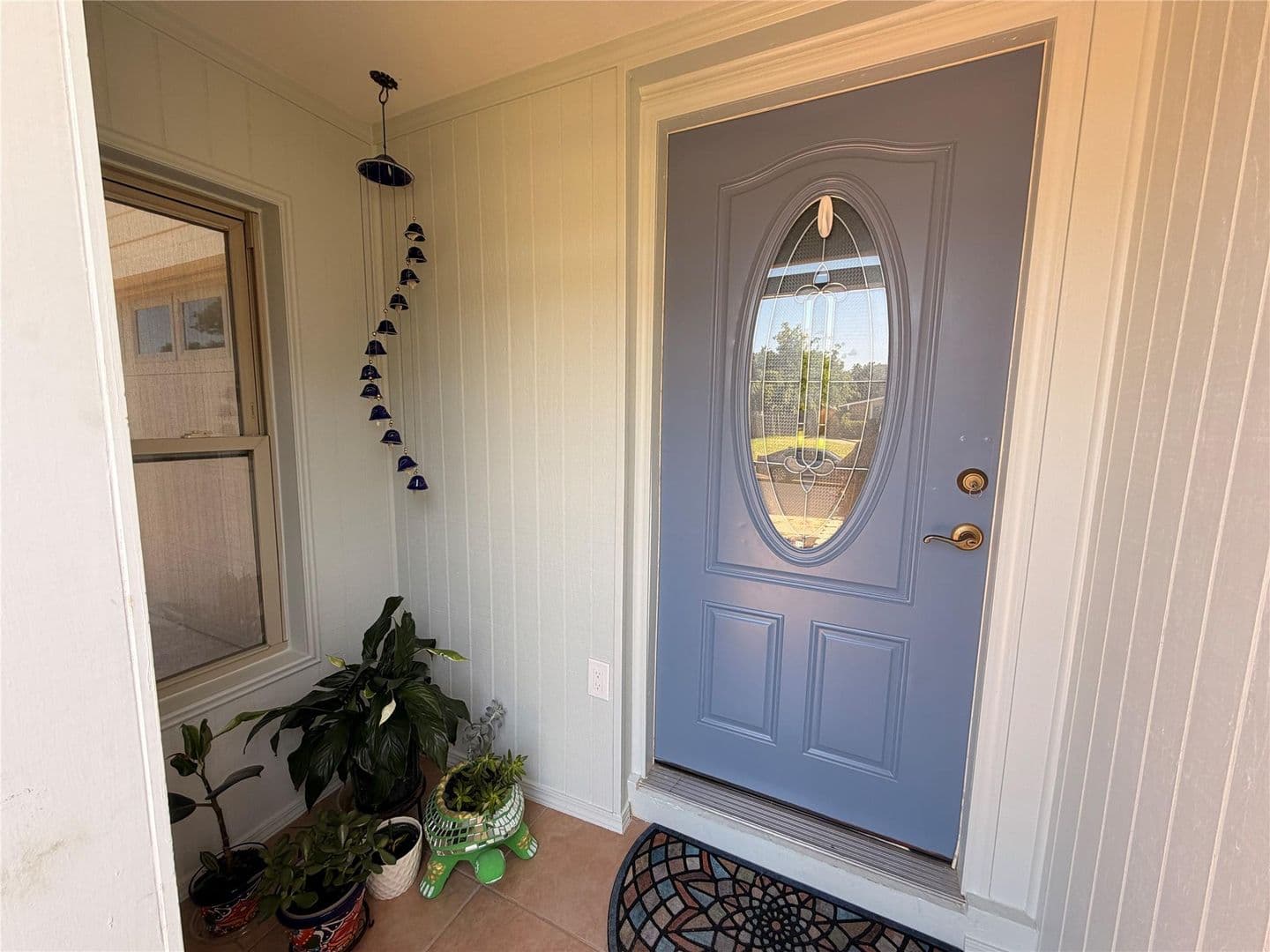 Bedford House: 3709 Pinewood St