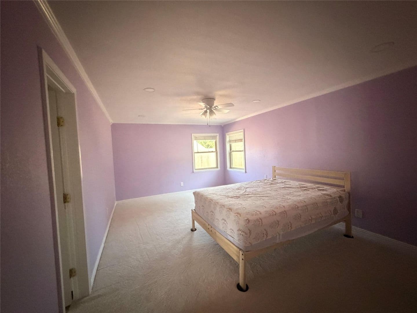Bedford House: 3709 Pinewood St