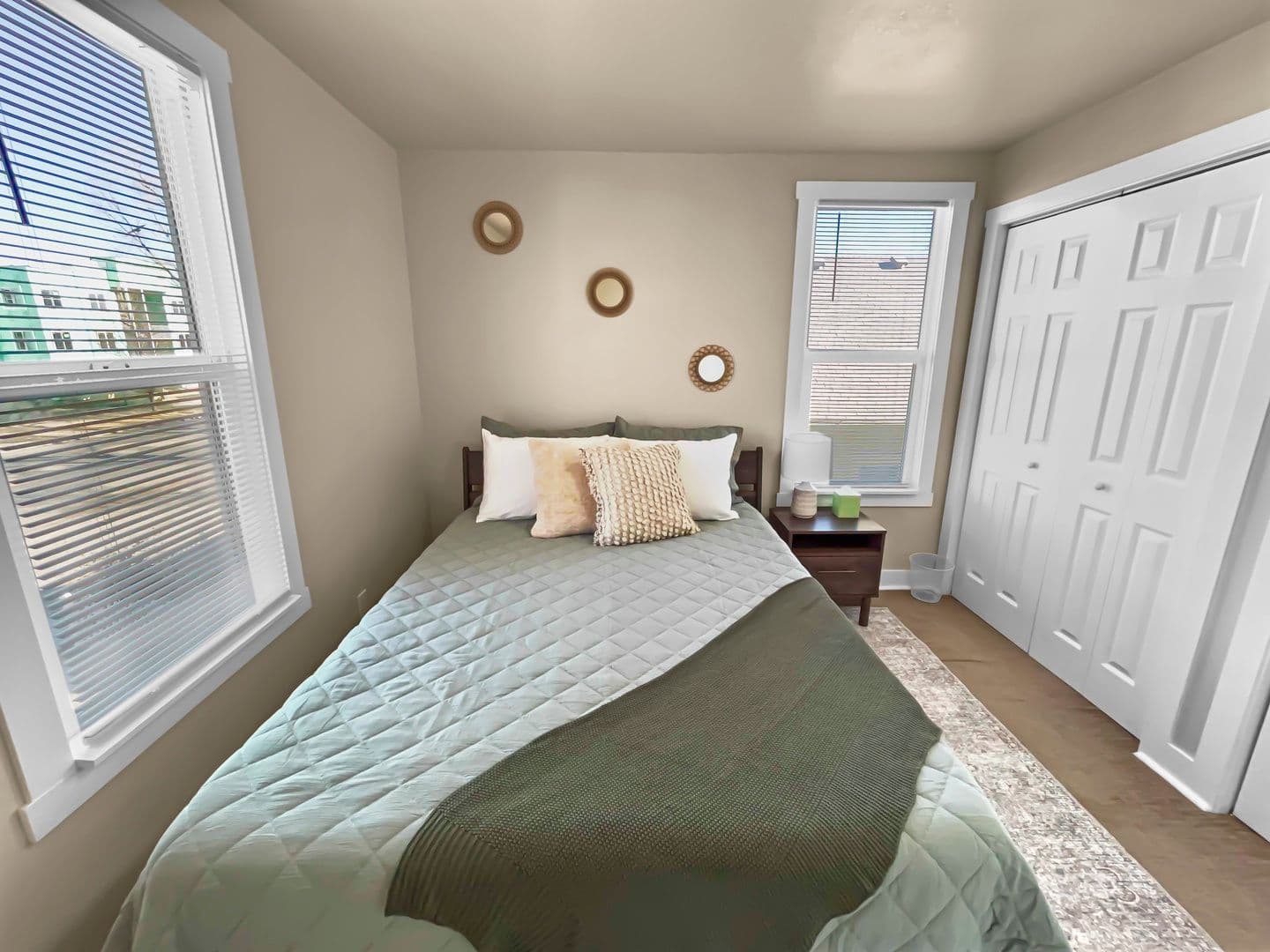 Grand Junction House: 915 Grand Ave