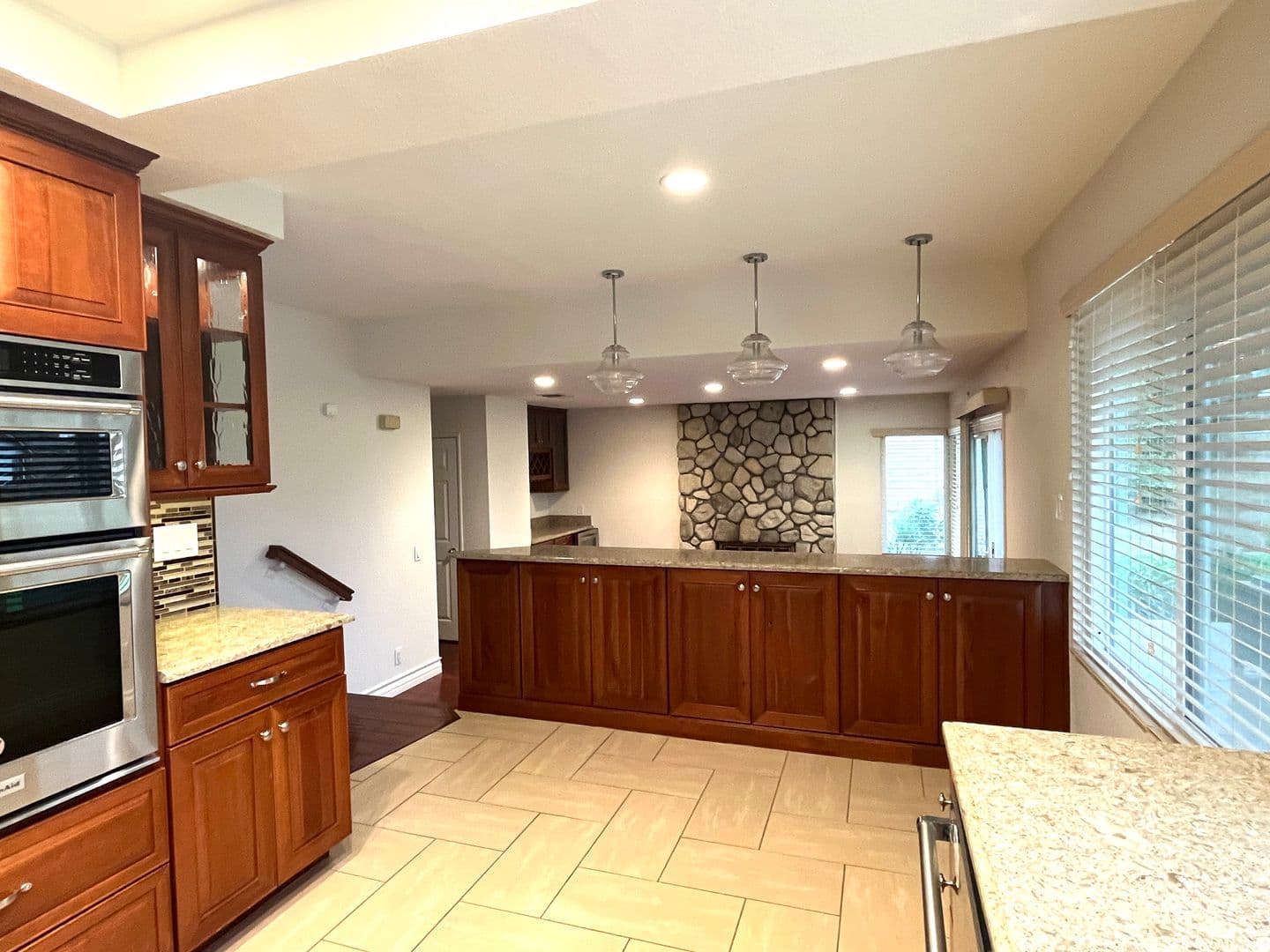 San Dimas House: 926 S. Essex Road