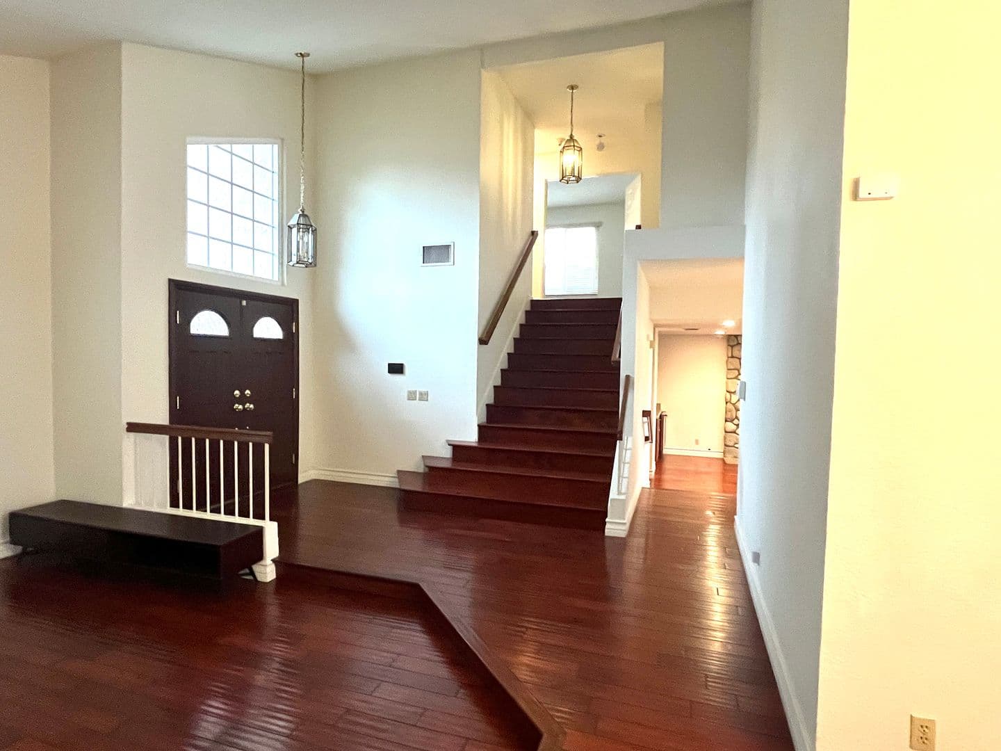 San Dimas House: 926 S. Essex Road