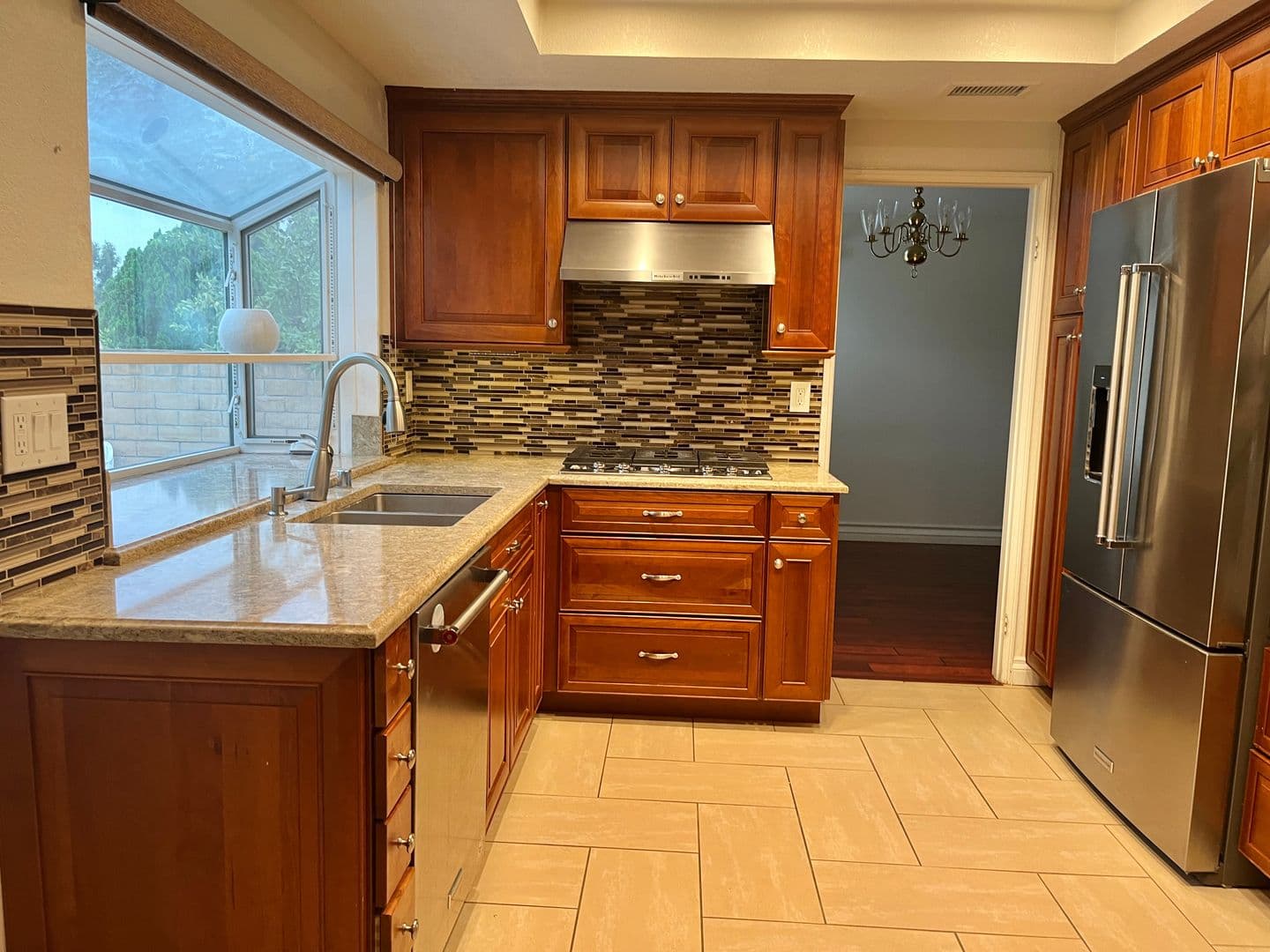 San Dimas House: 926 S. Essex Road