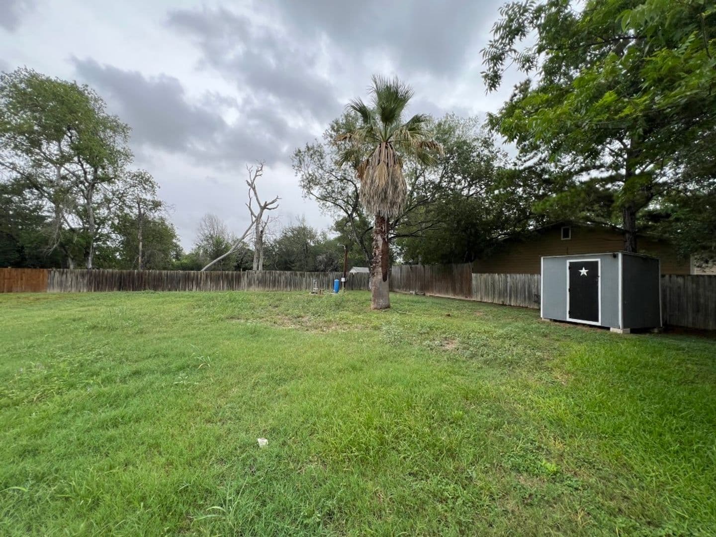 San Antonio House: 9676 Hildebrandt Rd