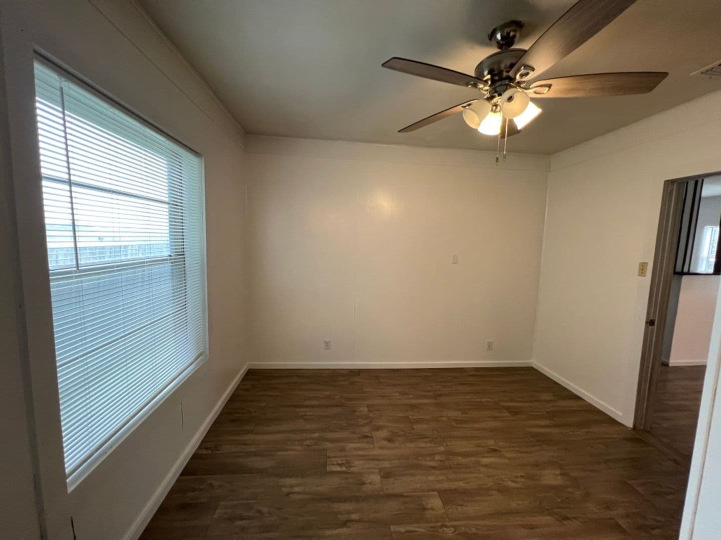 San Antonio House: 9676 Hildebrandt Rd