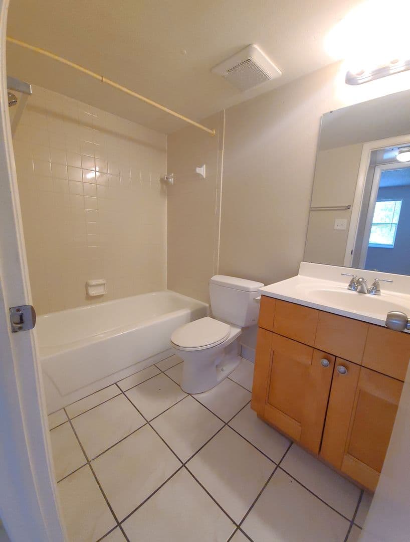 Tampa Condo: 5003 Terrace Palms Circle