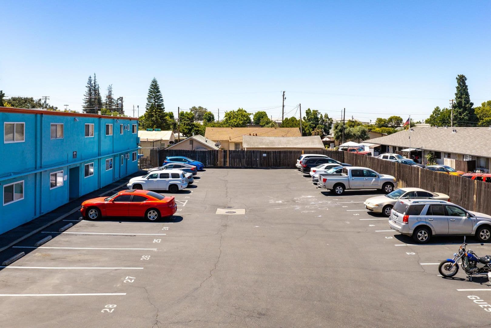 Modesto Apartment: 715 Tully Rd