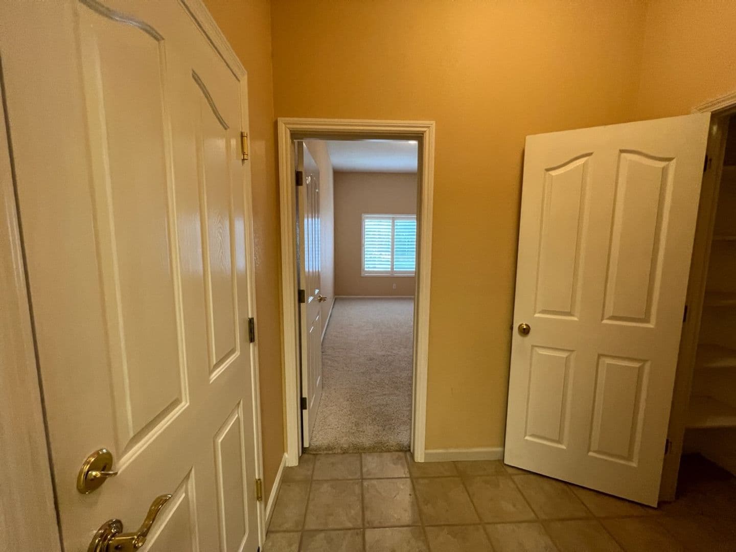 Modesto House: 1628 Snyder Ave