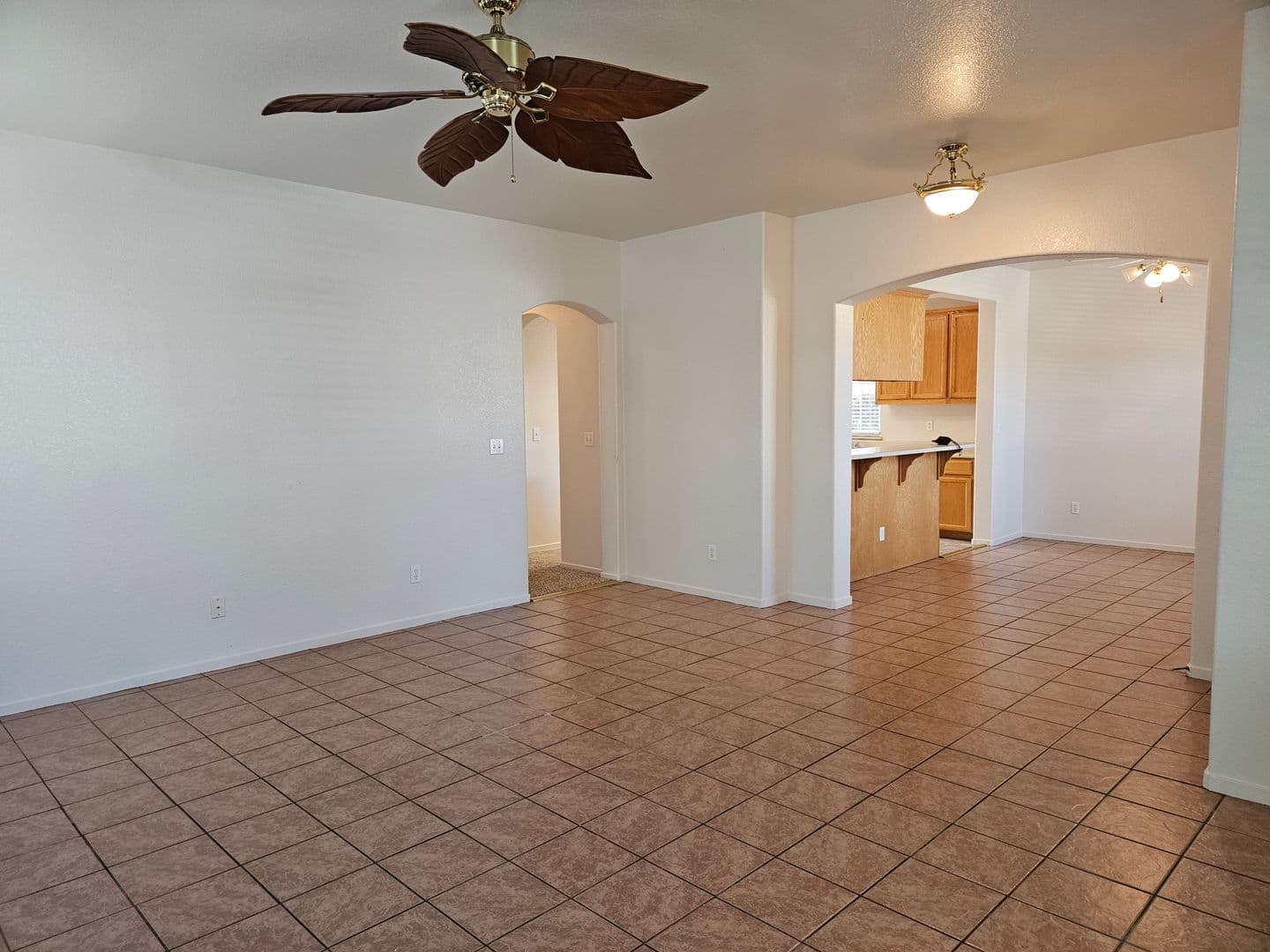 Manteca House: 1161 Syracuse Ln