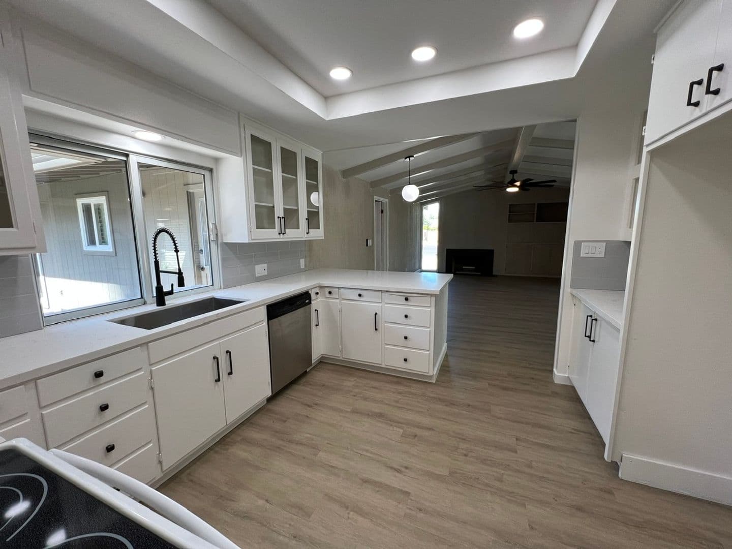 Modesto House: 418 Wentworth Ln