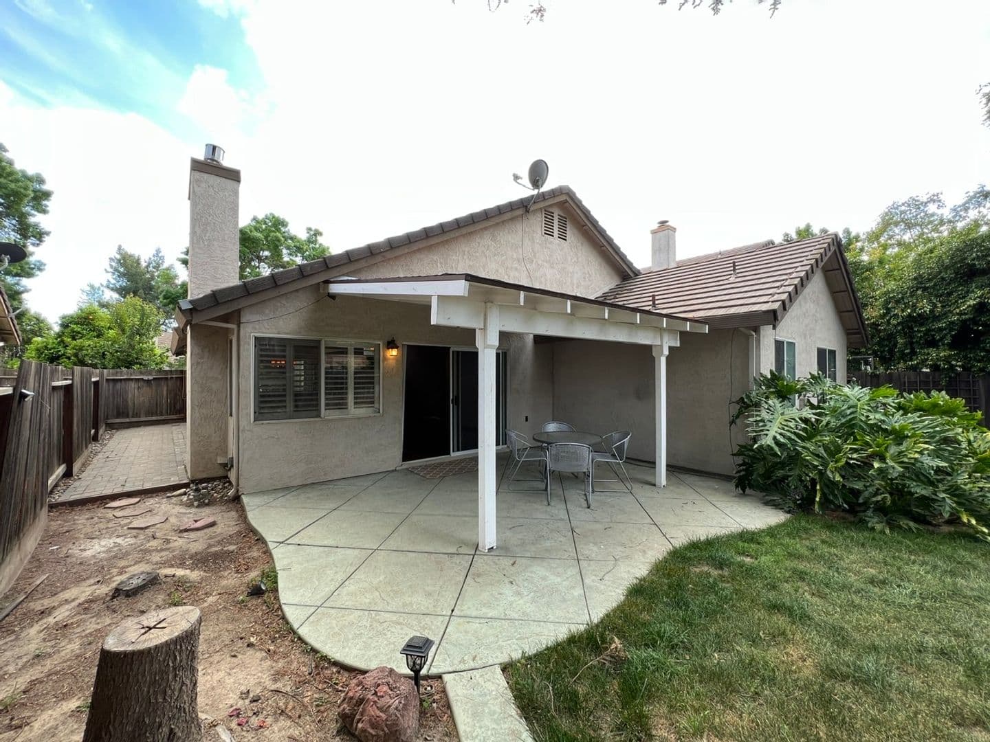 Modesto House: 3805 Wilmington Way