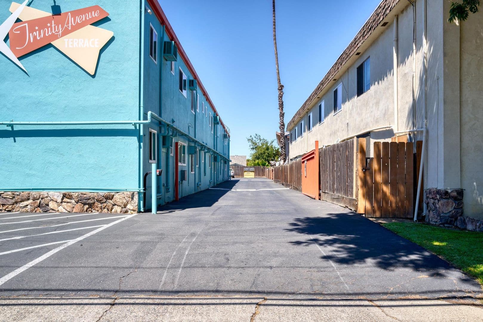 Modesto Apartment: 715 Tully Rd
