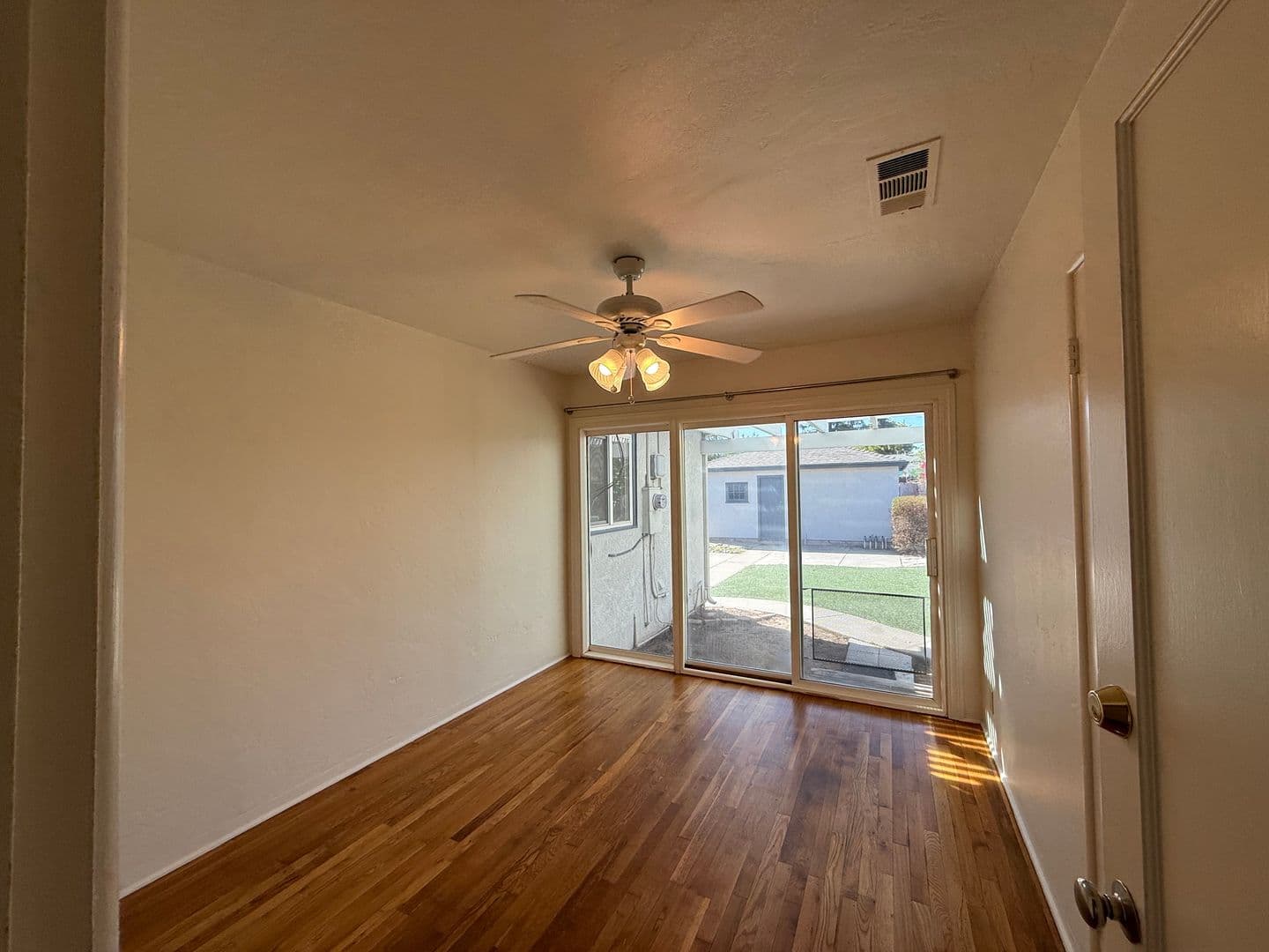 Modesto House: 517 El Cajon Ave