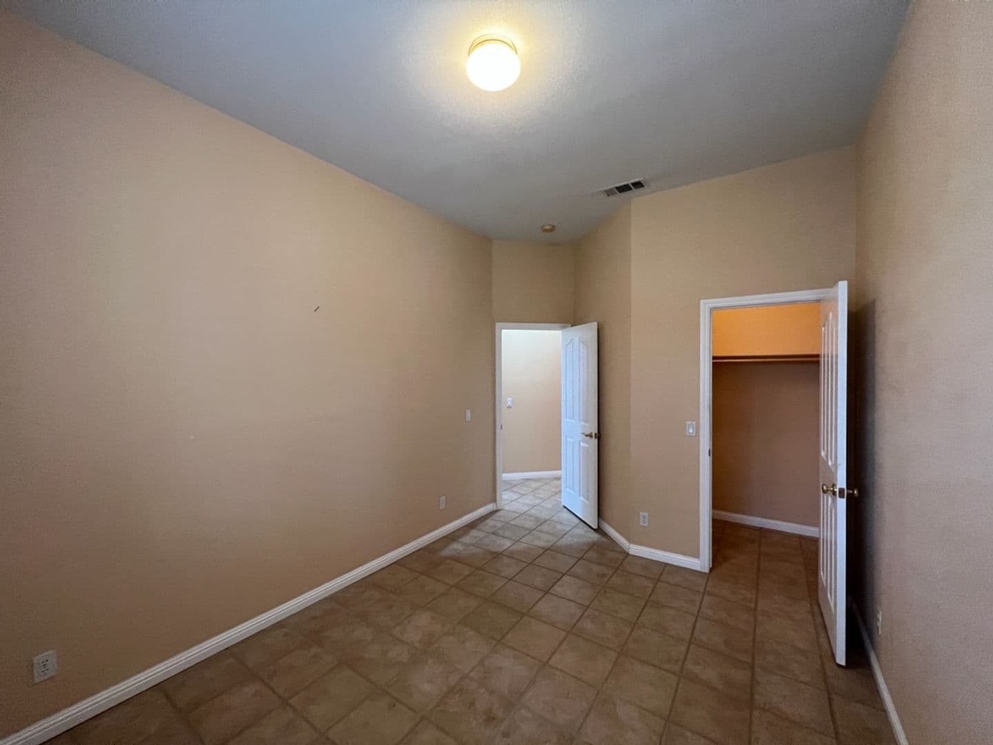 Modesto House: 1628 Snyder Ave