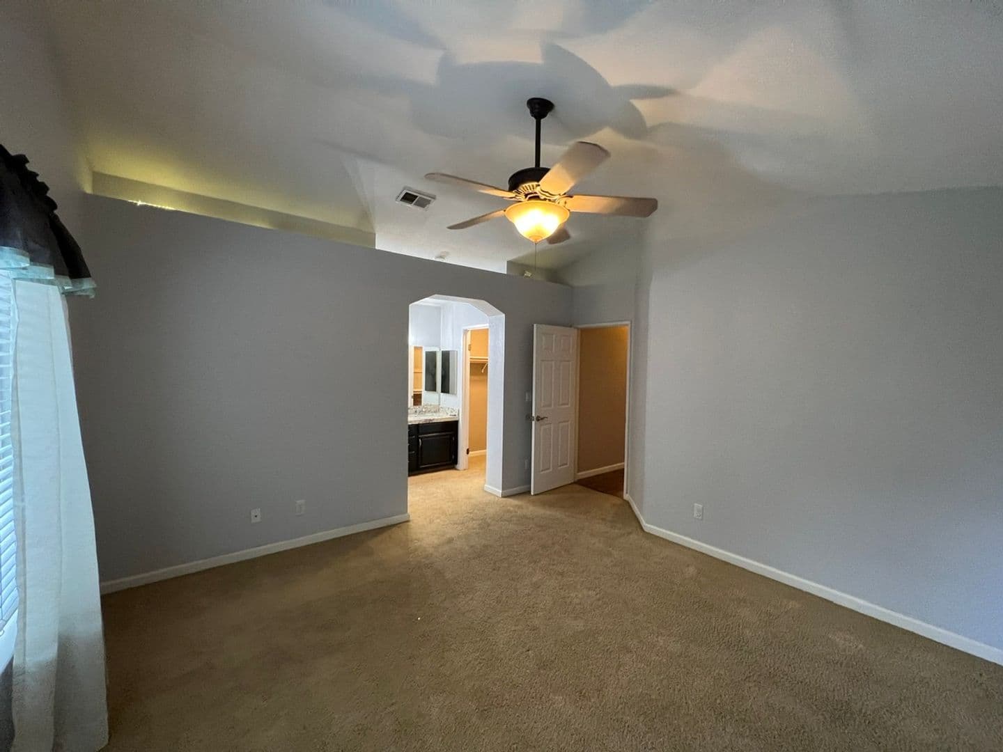 Modesto House: 3805 Wilmington Way