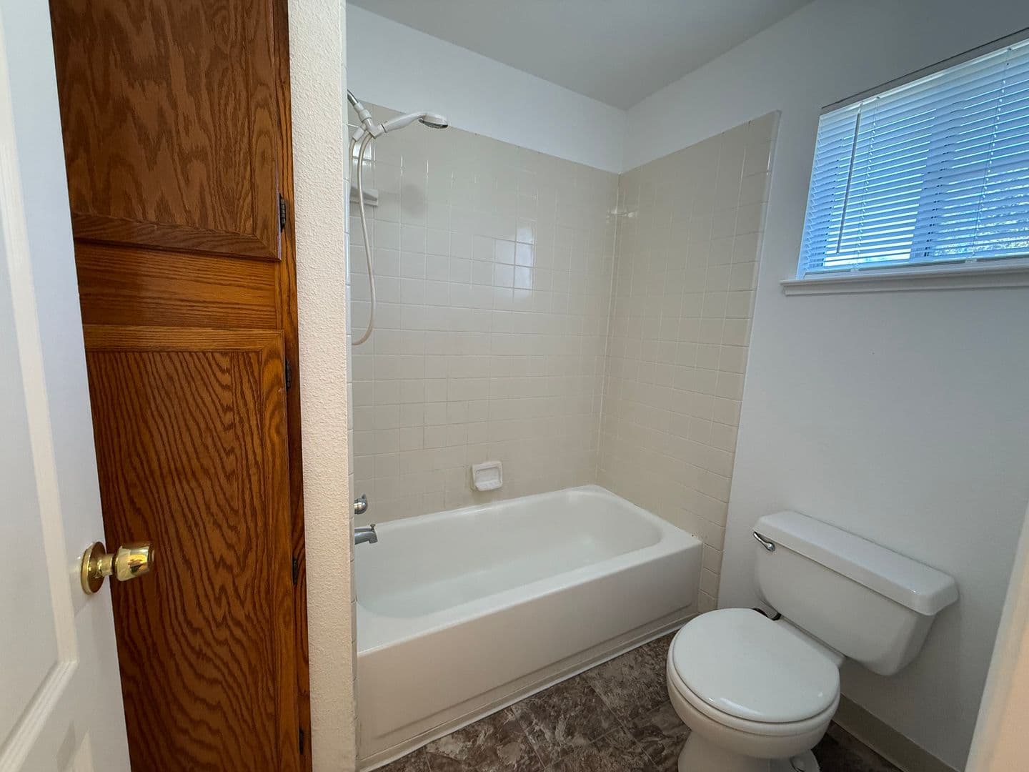 Modesto House: 3904 Wilkesboro Ave