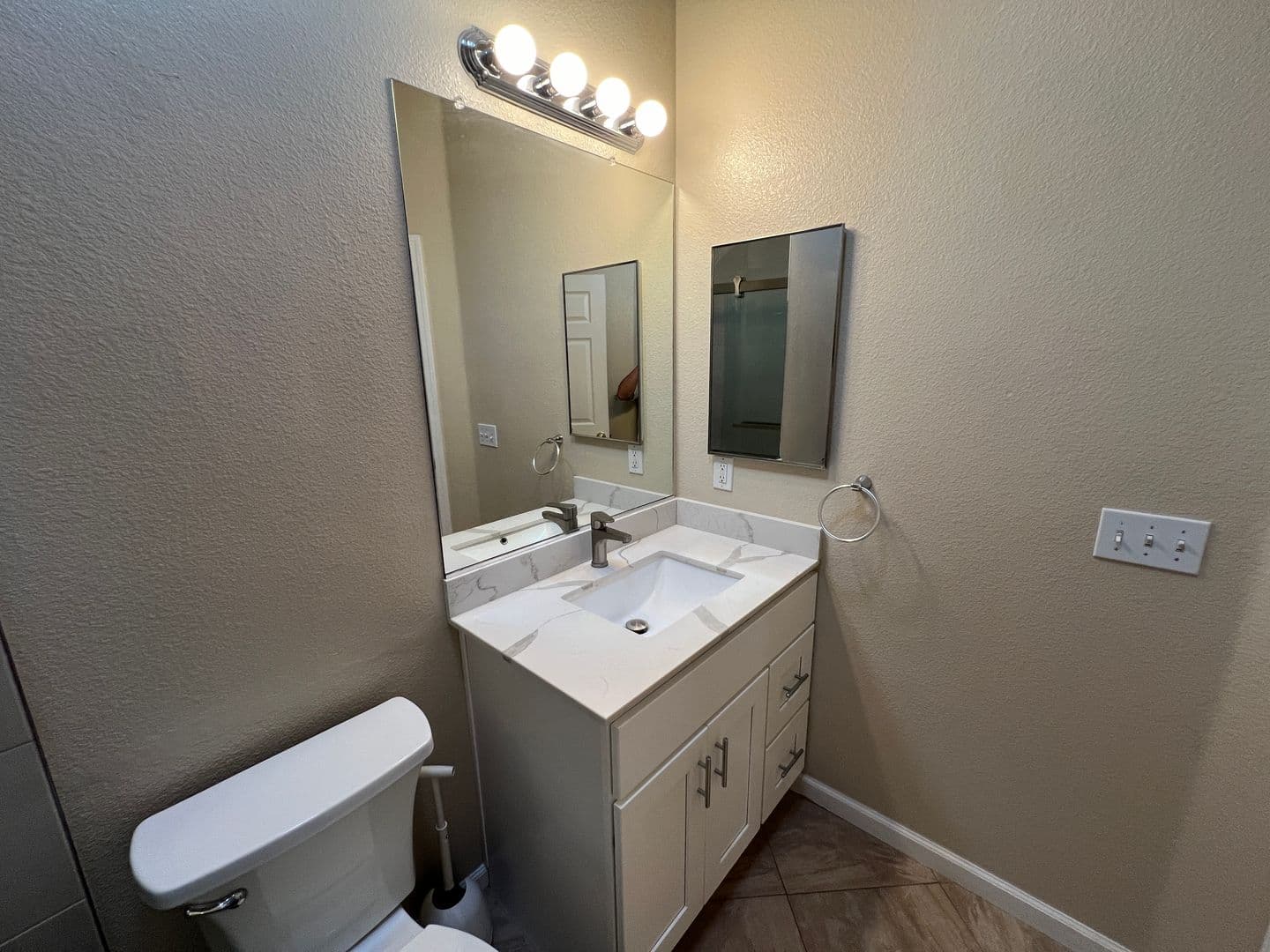 Modesto House: 2401 Latour Ct