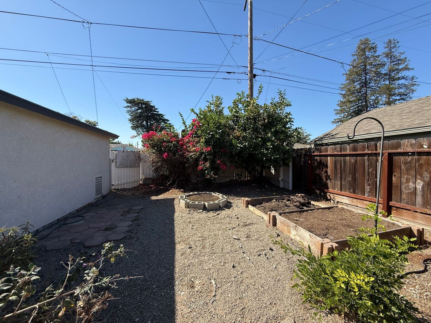 Modesto House: 517 El Cajon Ave