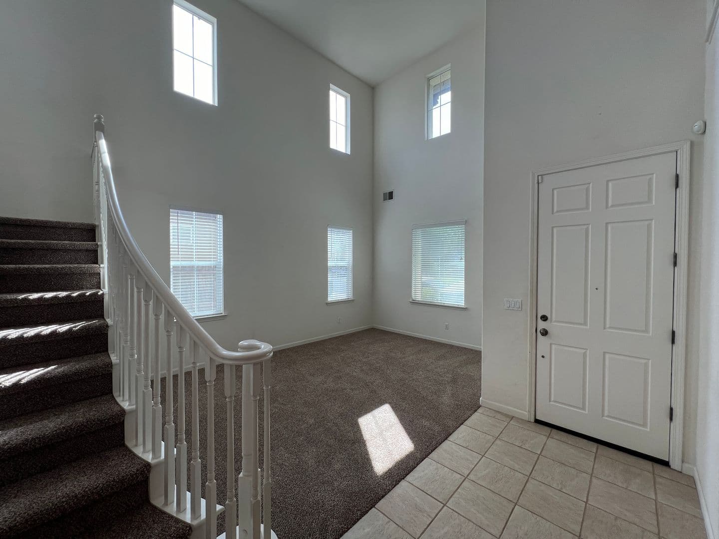 Modesto House: 2553 Acapulco Way