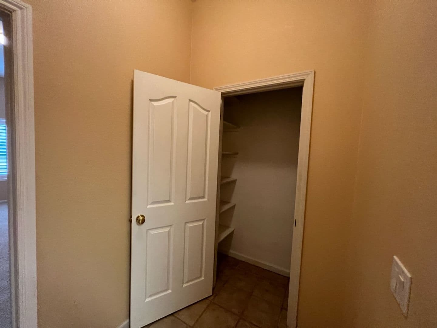 Modesto House: 1628 Snyder Ave
