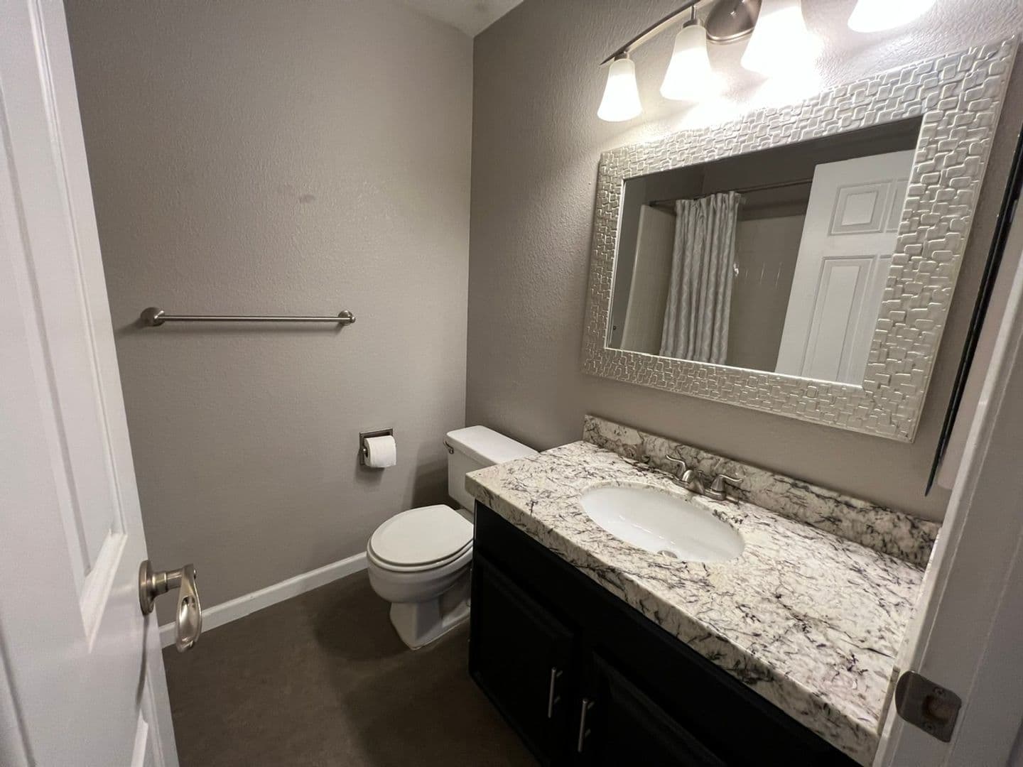 Modesto House: 3805 Wilmington Way