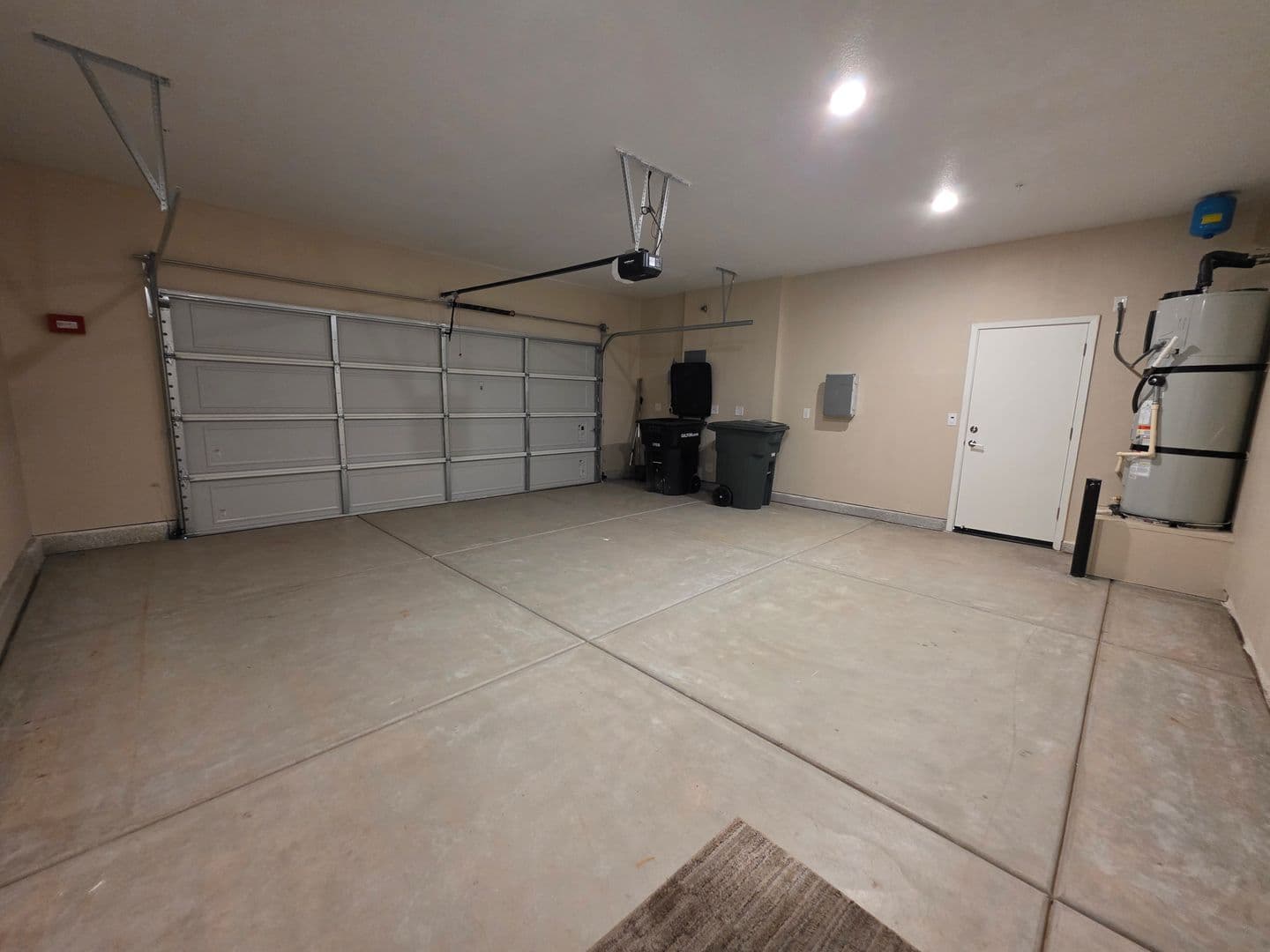 Modesto House: 2320 Ryder Ln