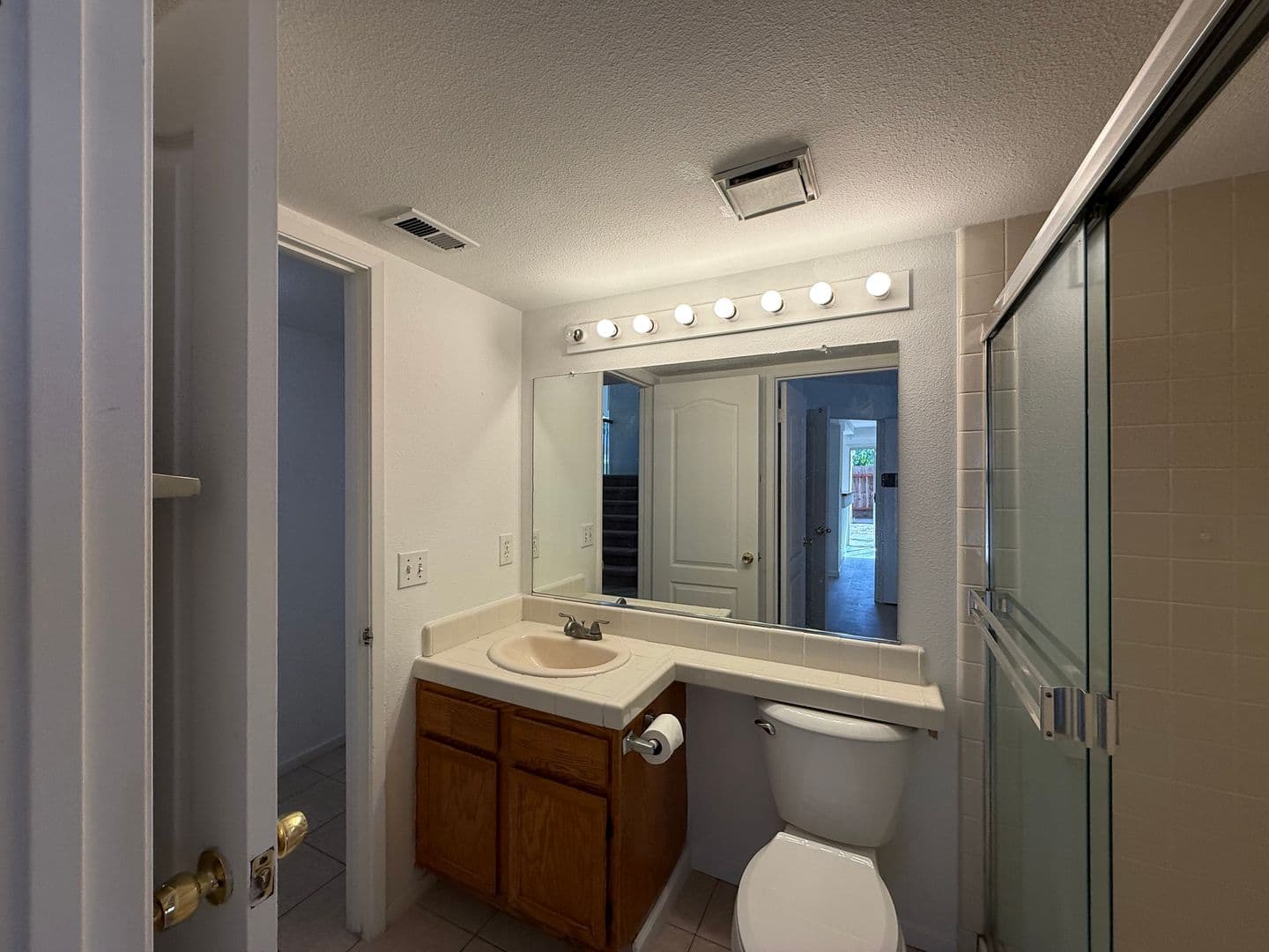 Modesto House: 3904 Wilkesboro Ave