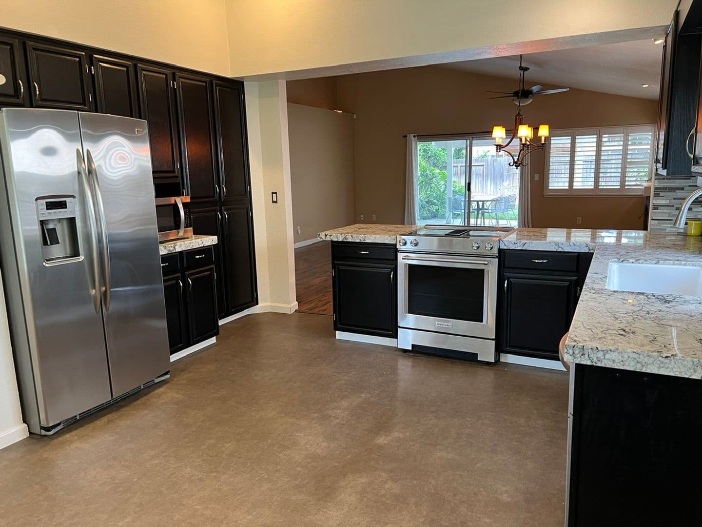 Modesto House: 3805 Wilmington Way