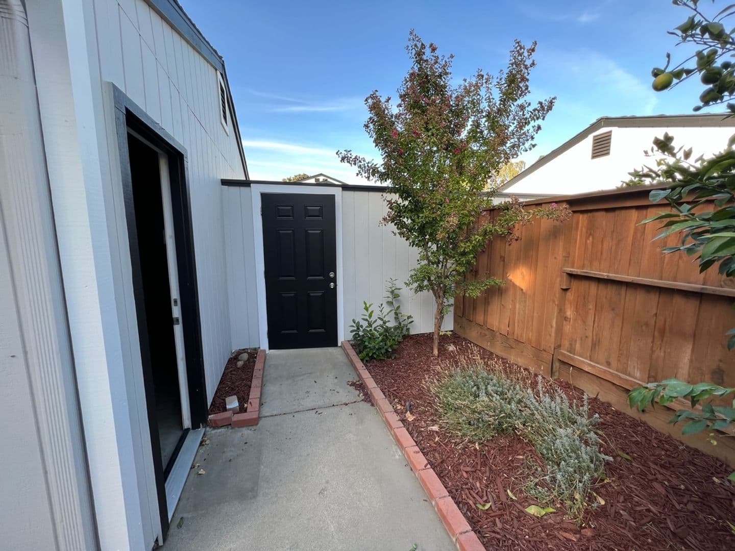 Modesto House: 3400 Kingswood Dr