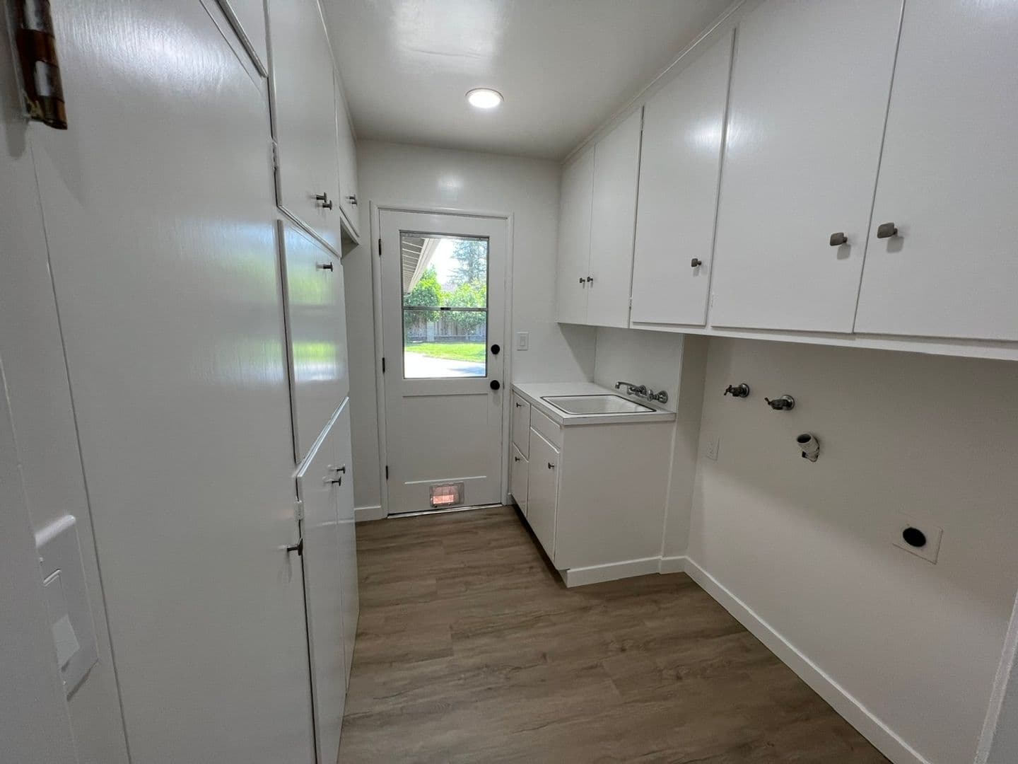 Modesto House: 418 Wentworth Ln