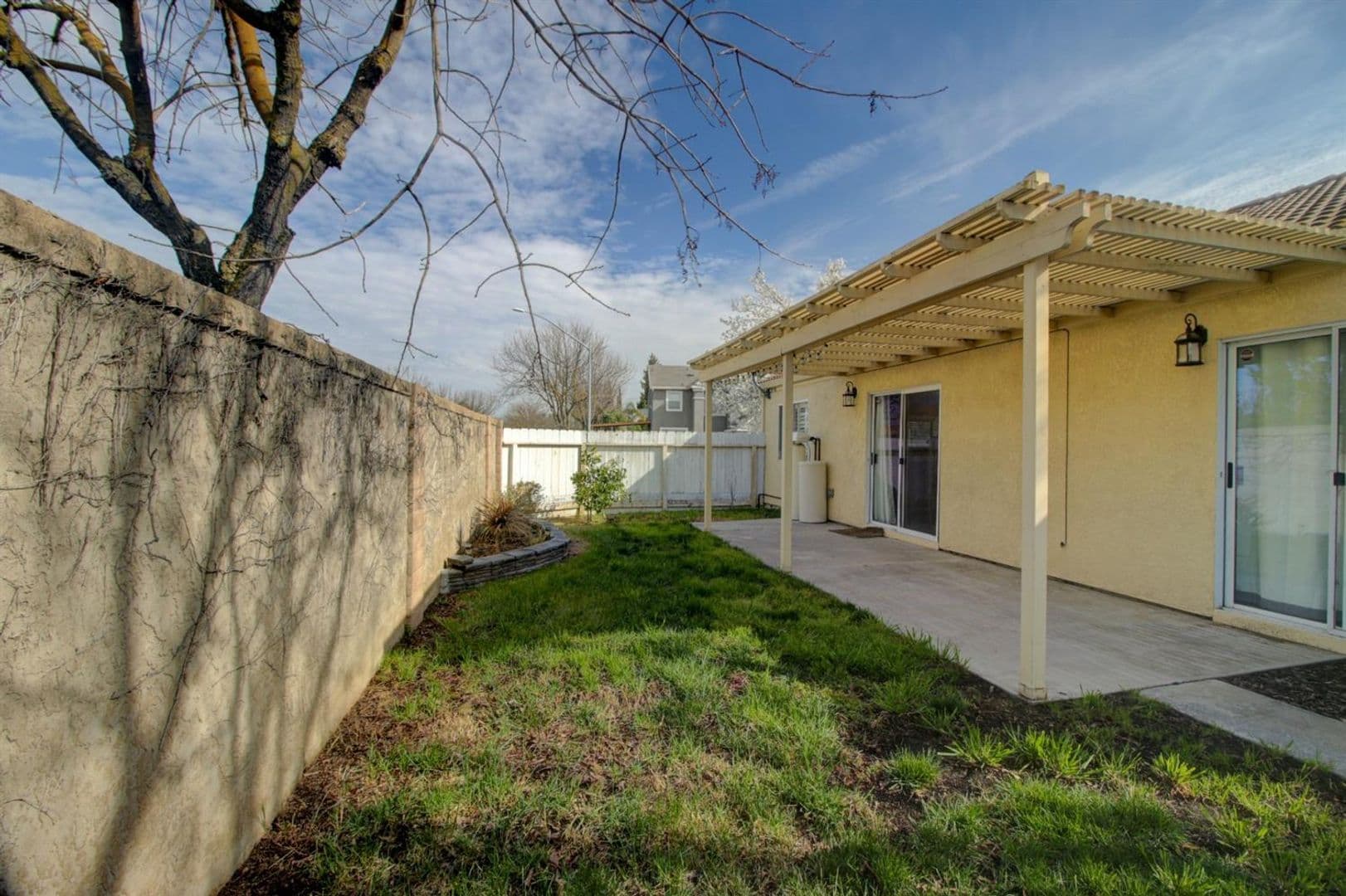 Modesto House: 221 Rector Ln