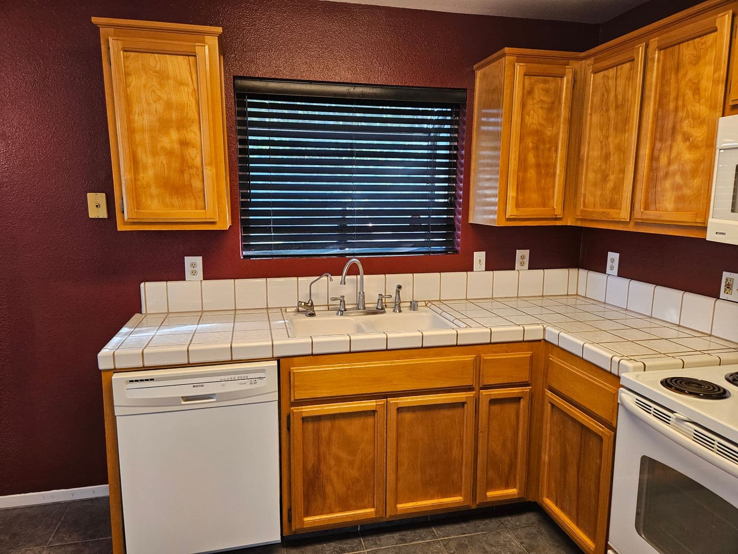Modesto House: 221 Rector Ln