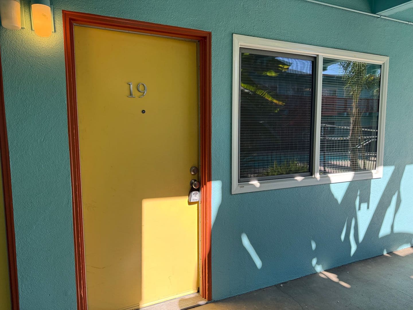 Modesto Apartment: 715 Tully Rd