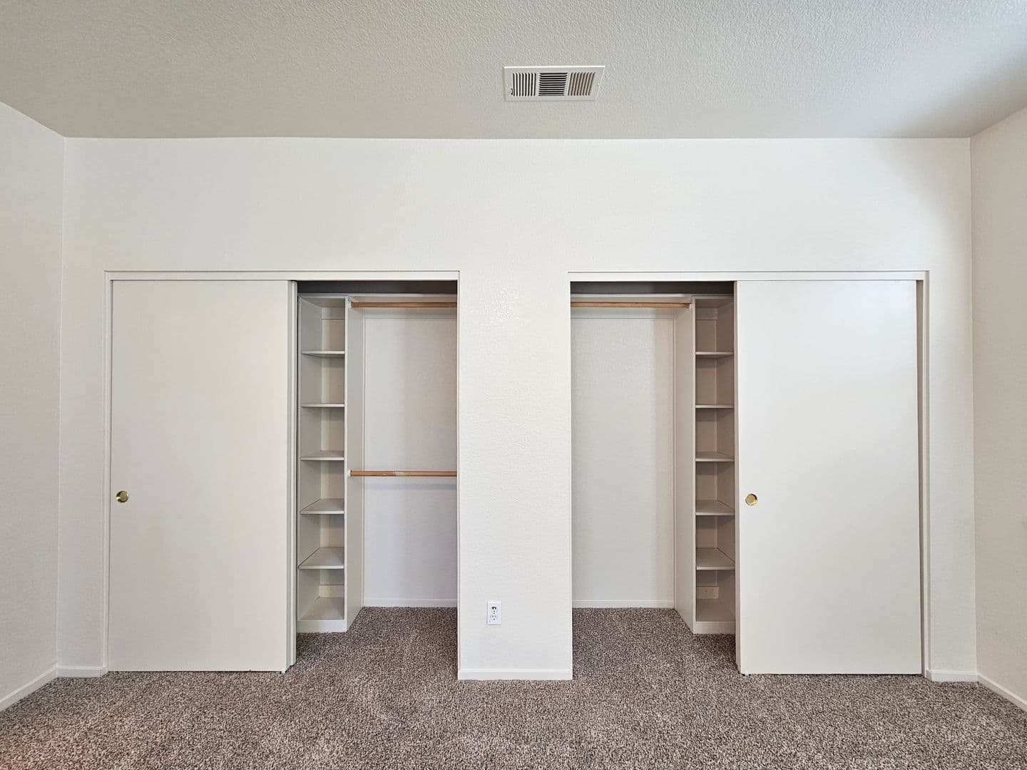 Manteca House: 1161 Syracuse Ln