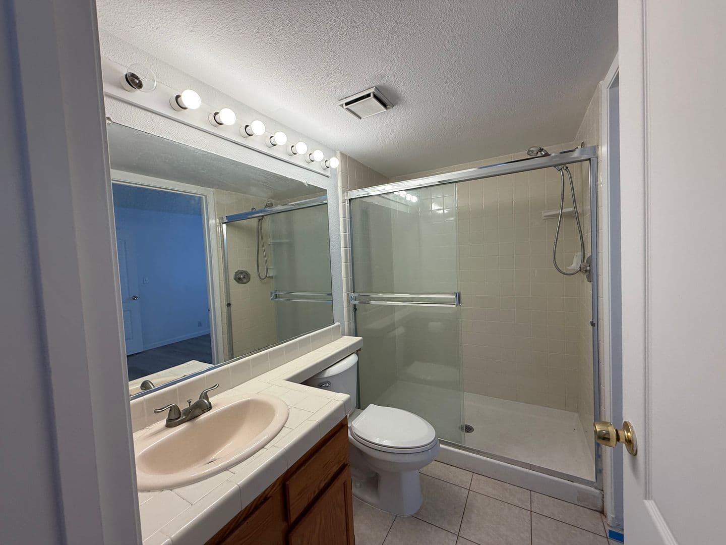 Modesto House: 3904 Wilkesboro Ave