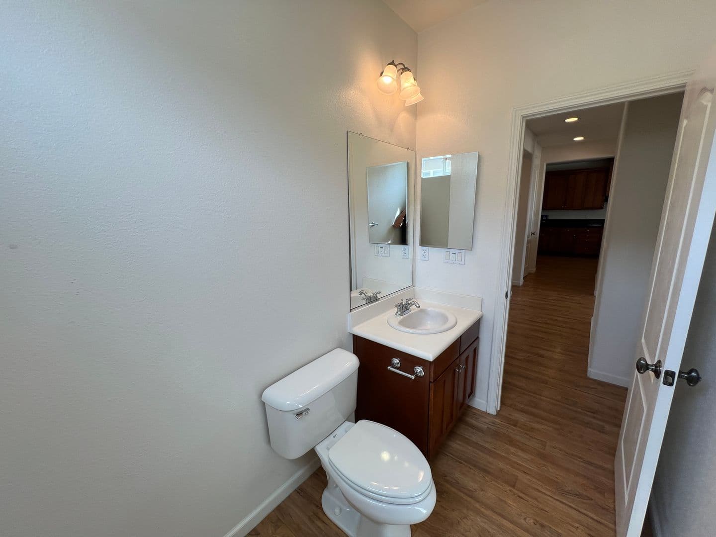 Modesto House: 2553 Acapulco Way