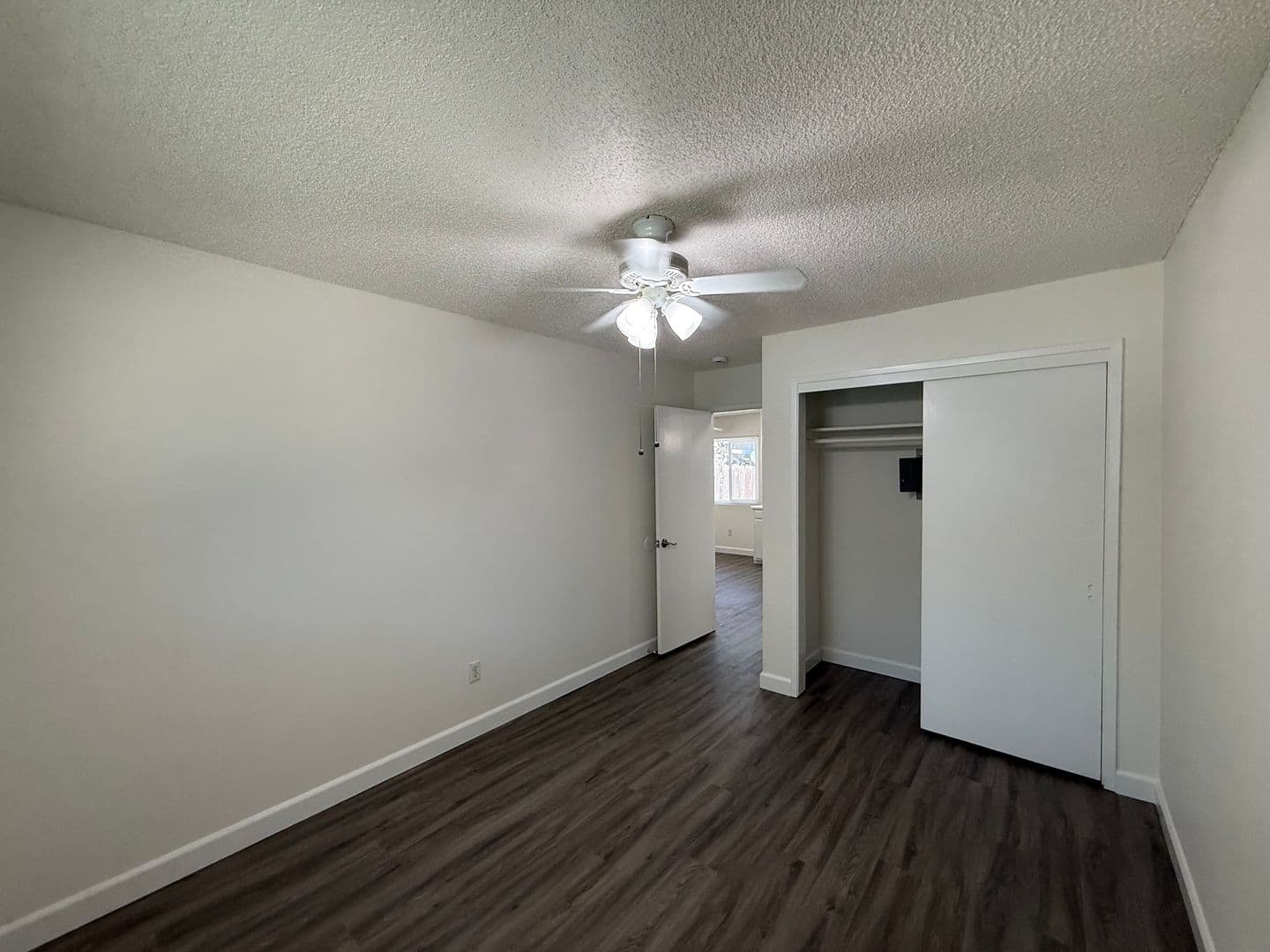 Modesto Apartment: 715 Tully Rd