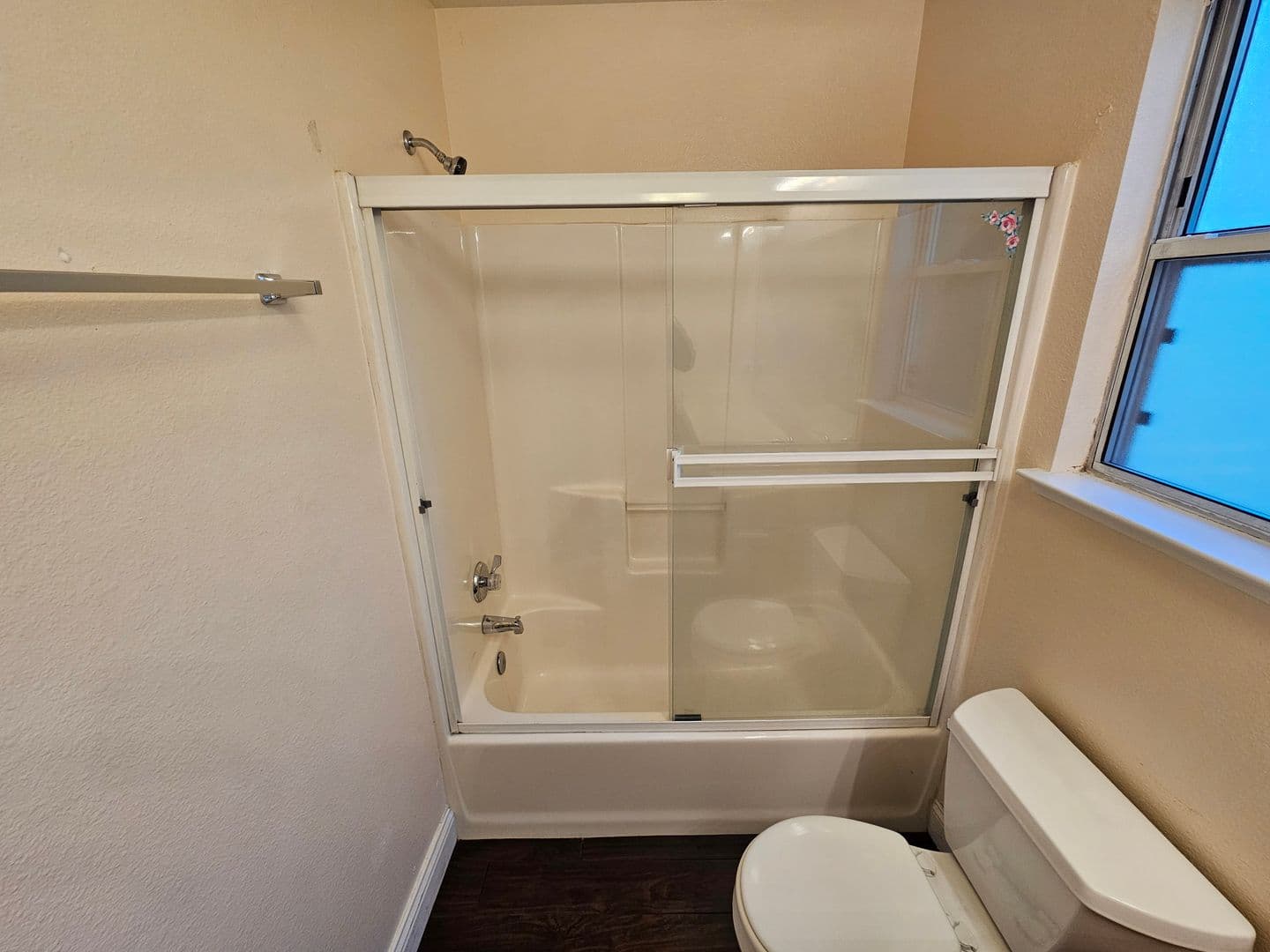 Modesto House: 221 Rector Ln