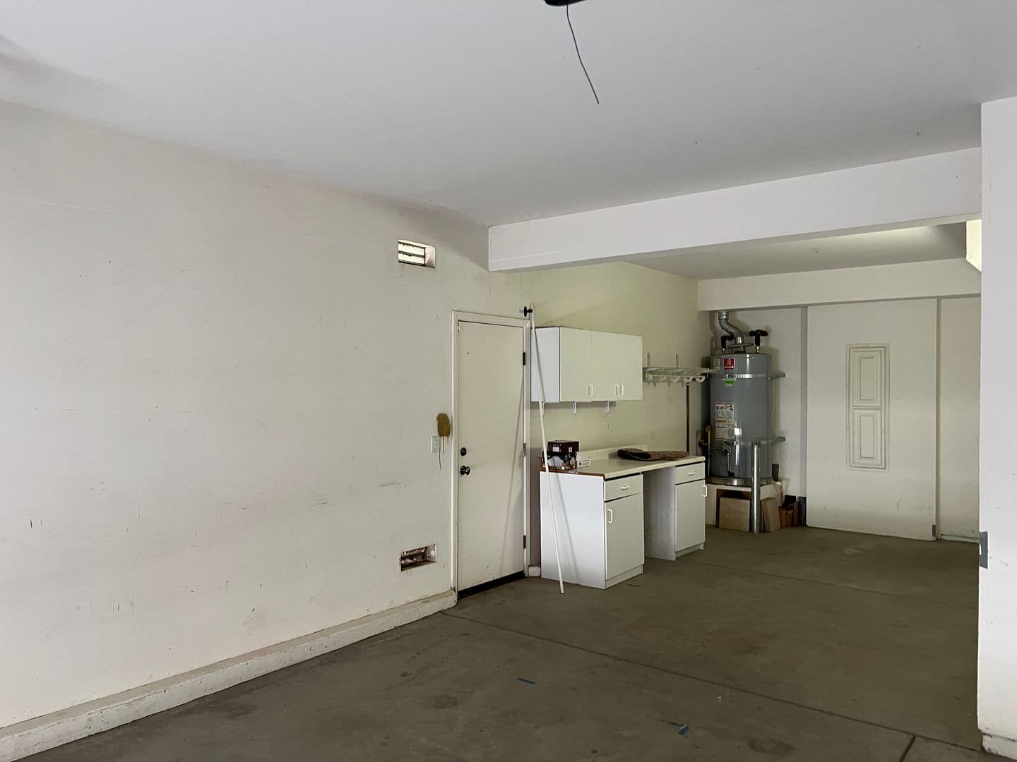 Modesto House: 2553 Acapulco Way