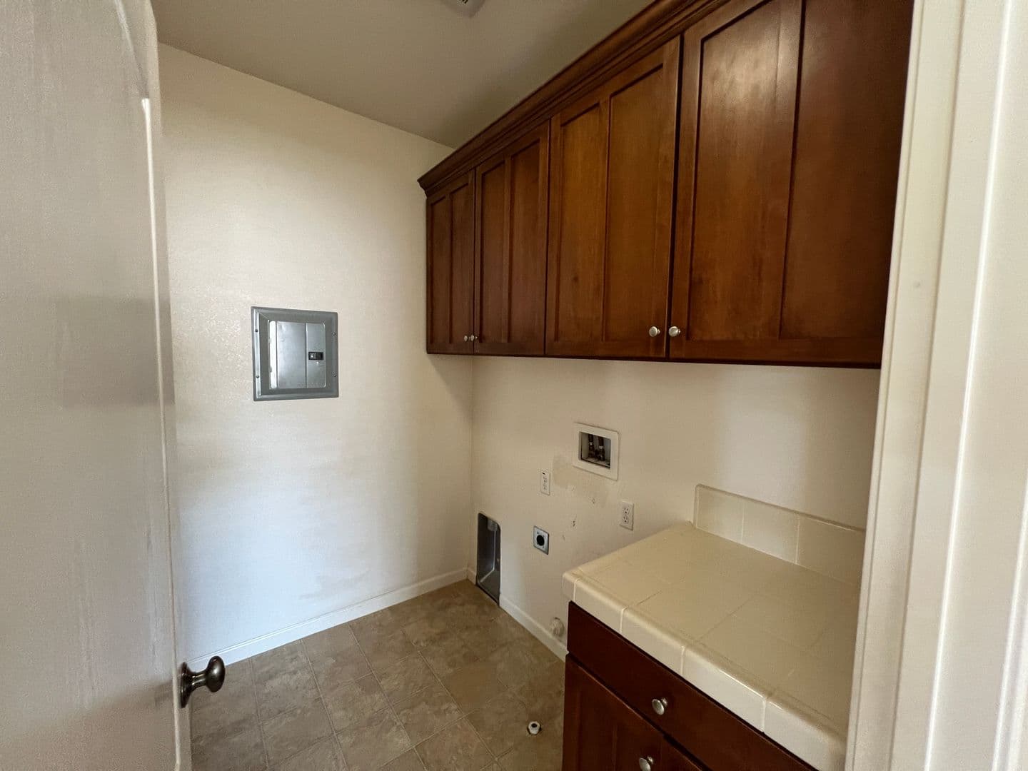 Modesto House: 2553 Acapulco Way