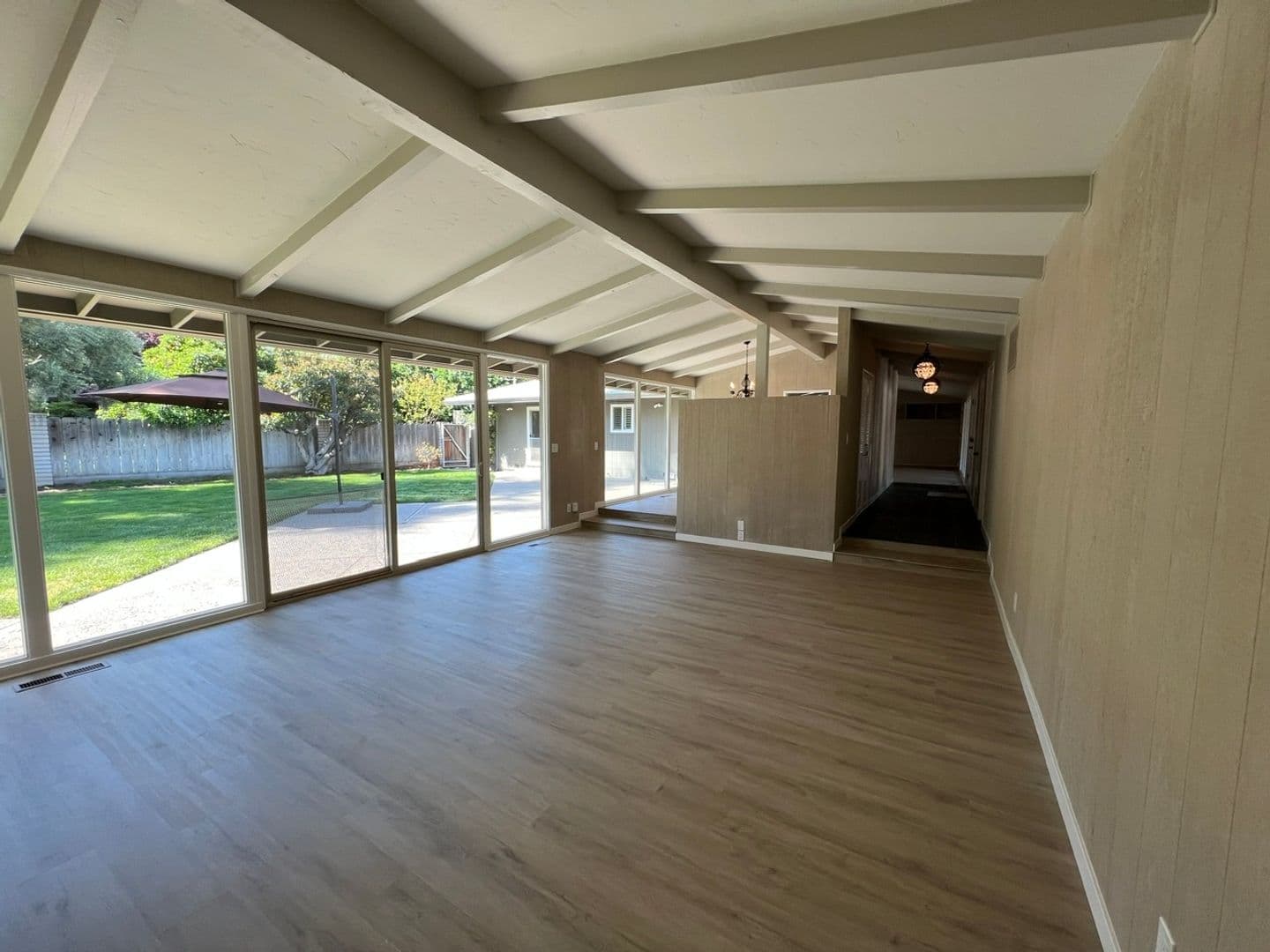 Modesto House: 418 Wentworth Ln