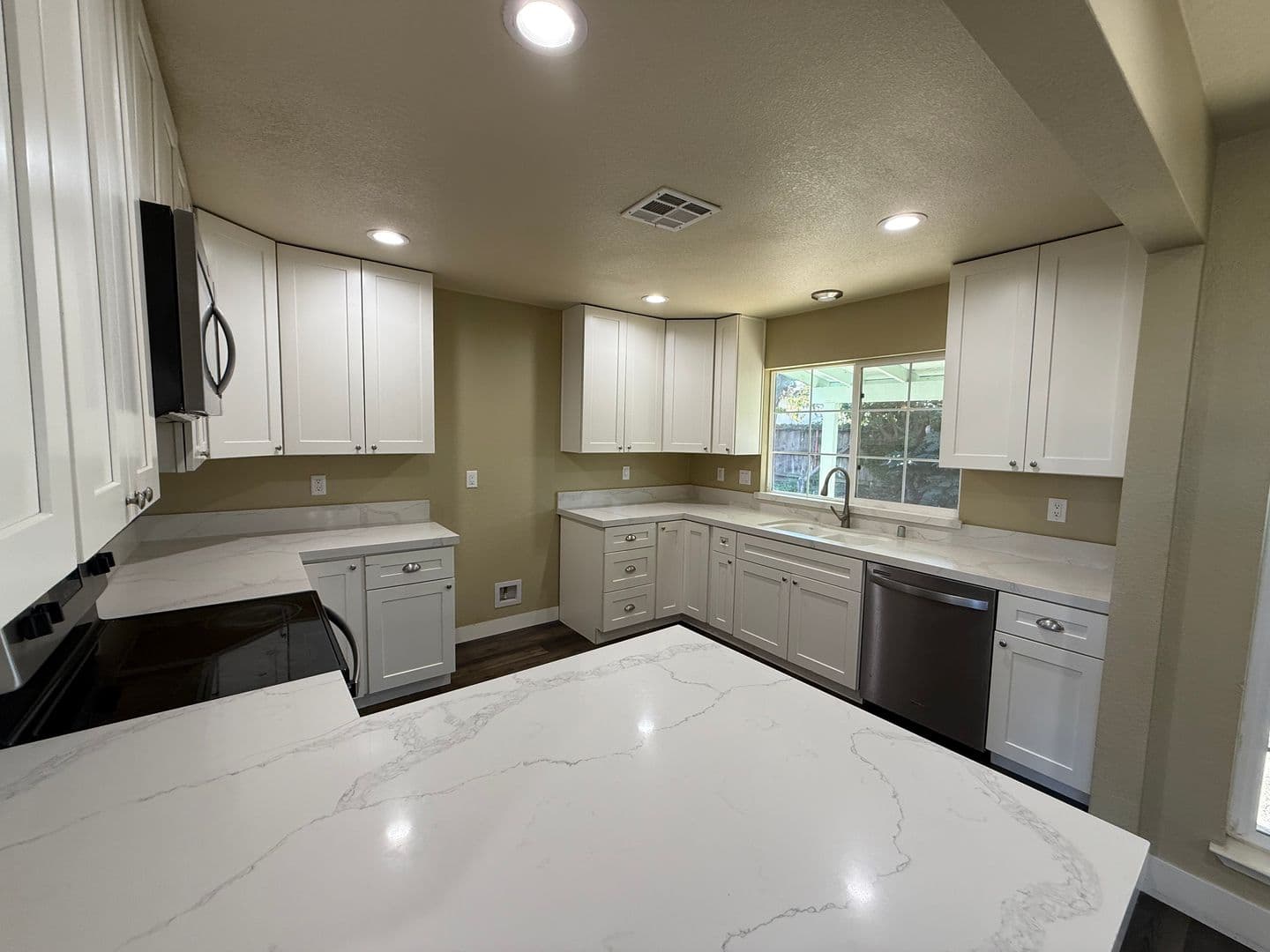 Turlock House: 2500 Barbara Way