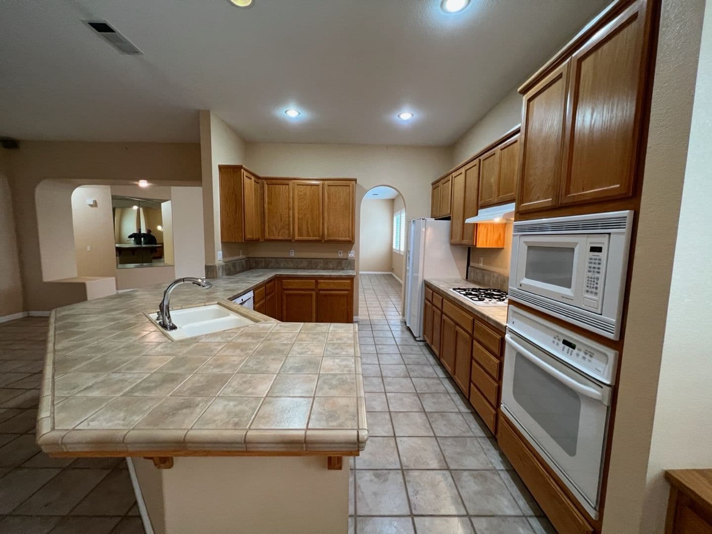 Modesto House: 1628 Snyder Ave