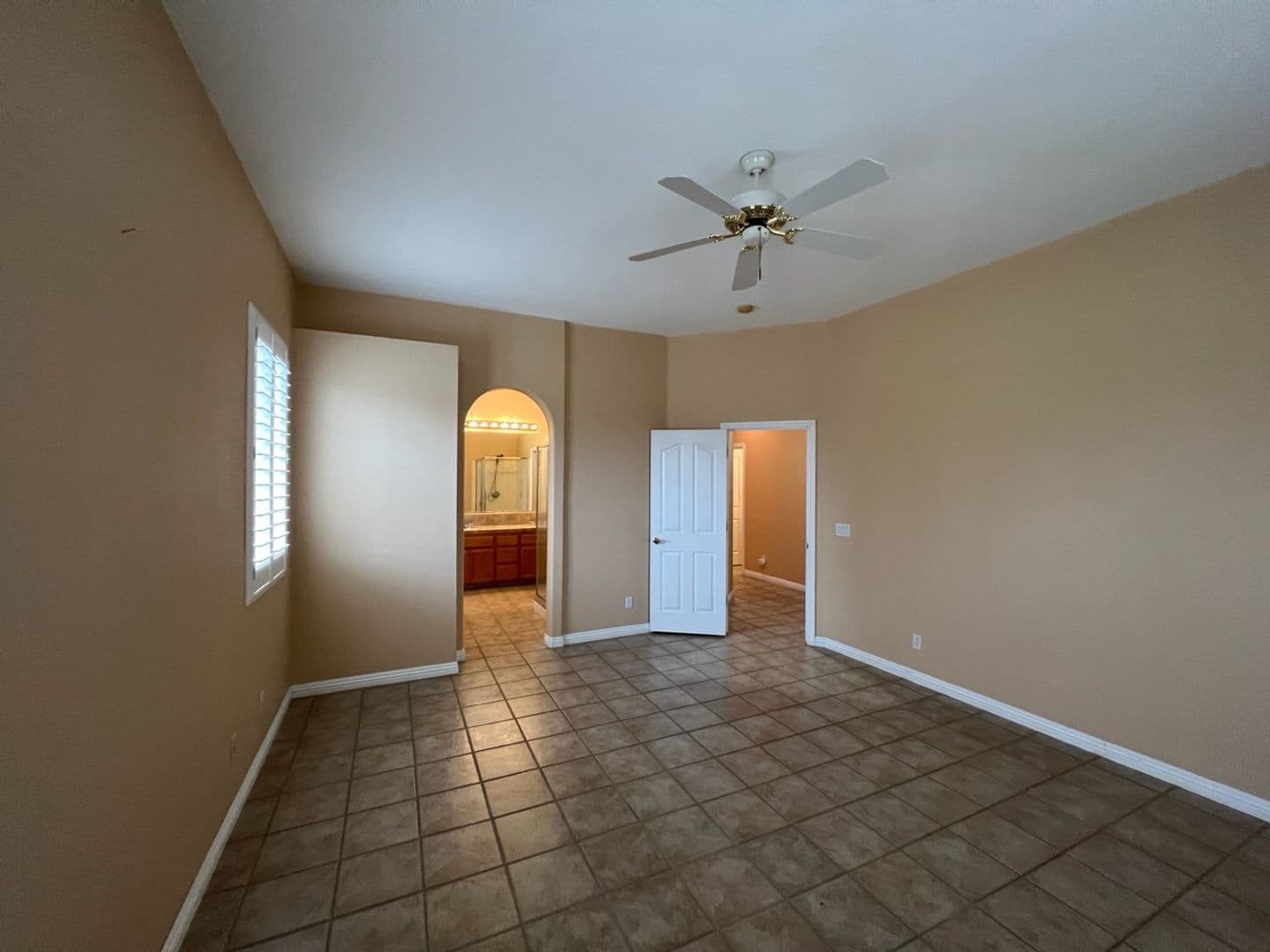 Modesto House: 1628 Snyder Ave