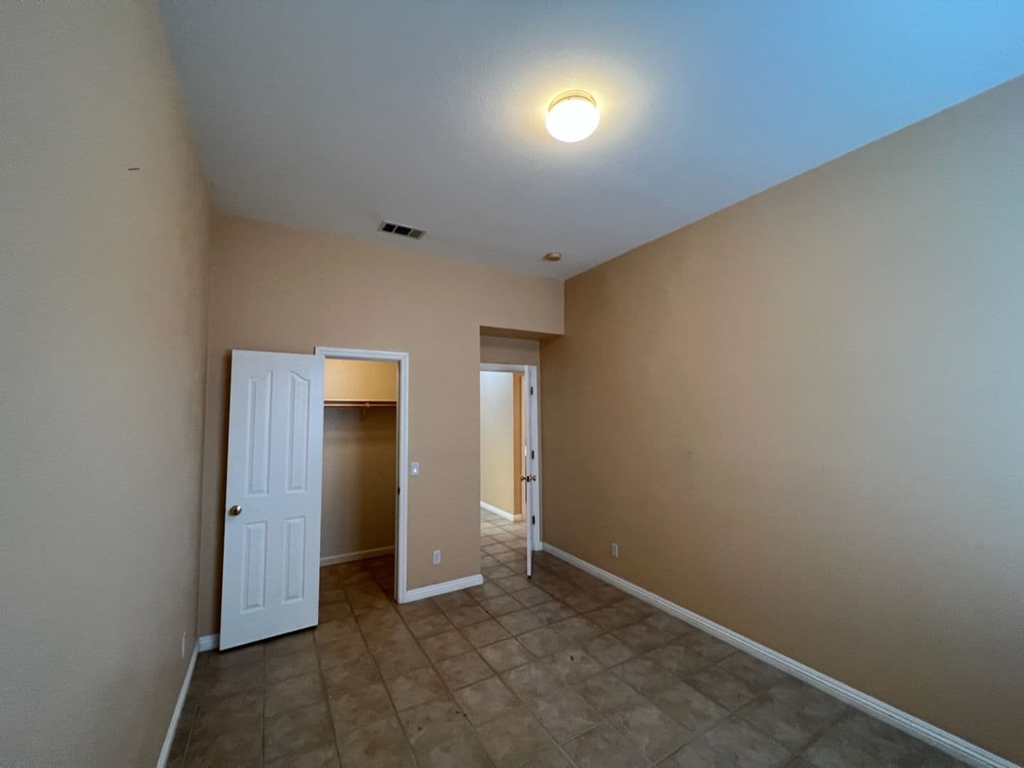 Modesto House: 1628 Snyder Ave