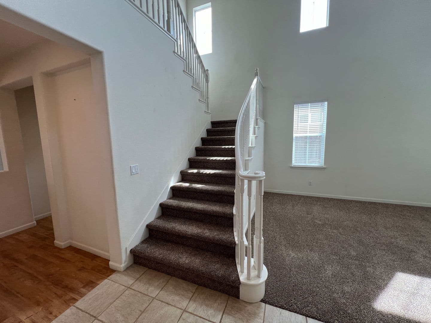 Modesto House: 2553 Acapulco Way