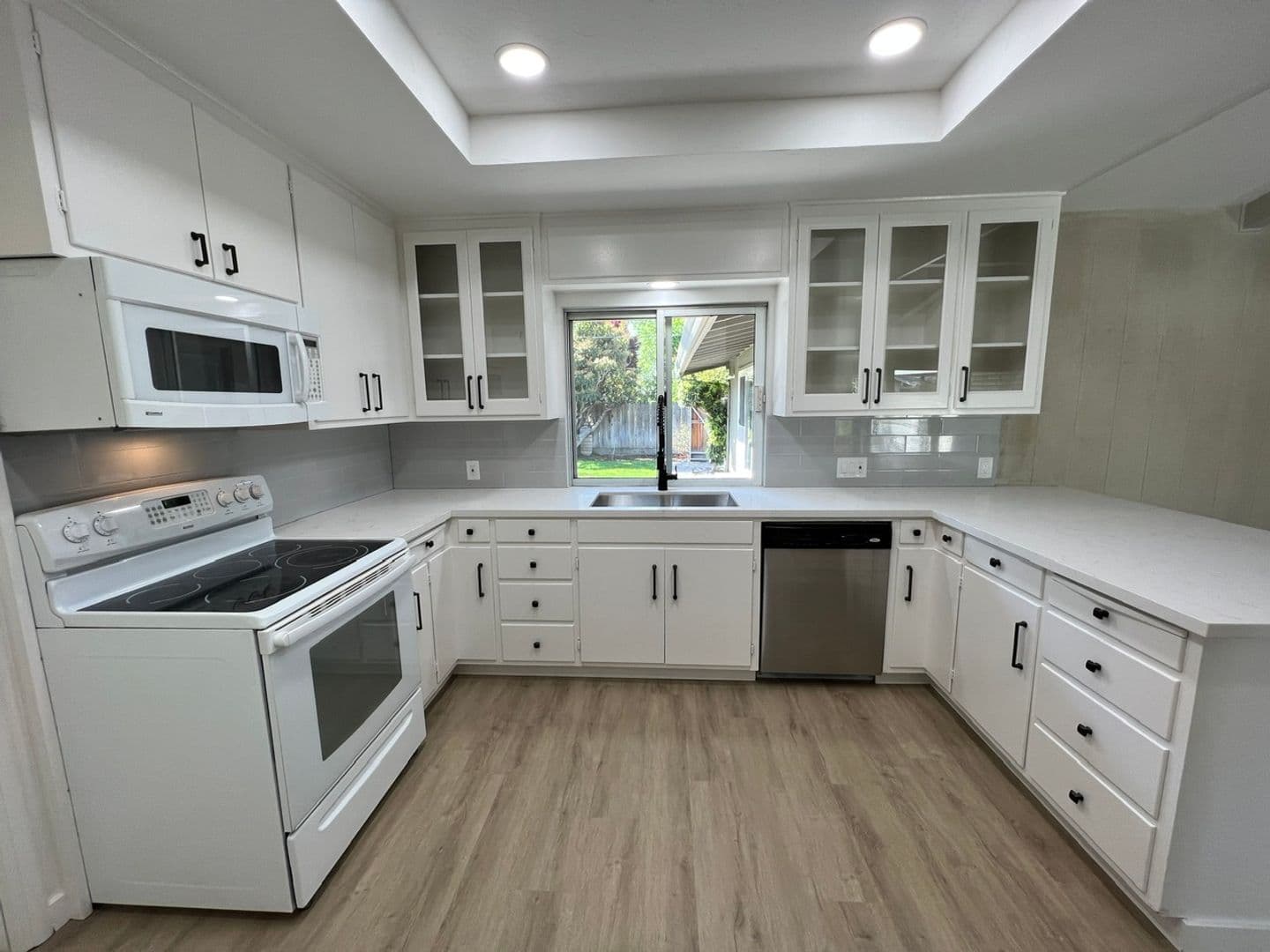 Modesto House: 418 Wentworth Ln