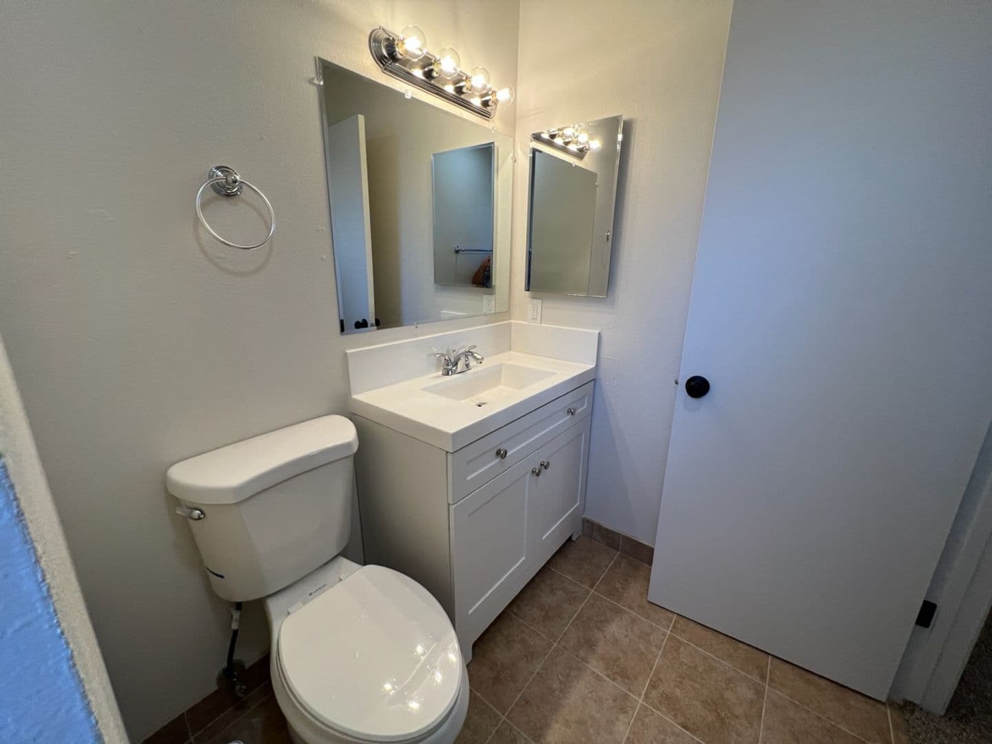 Modesto House: 1536 Sheldon Dr