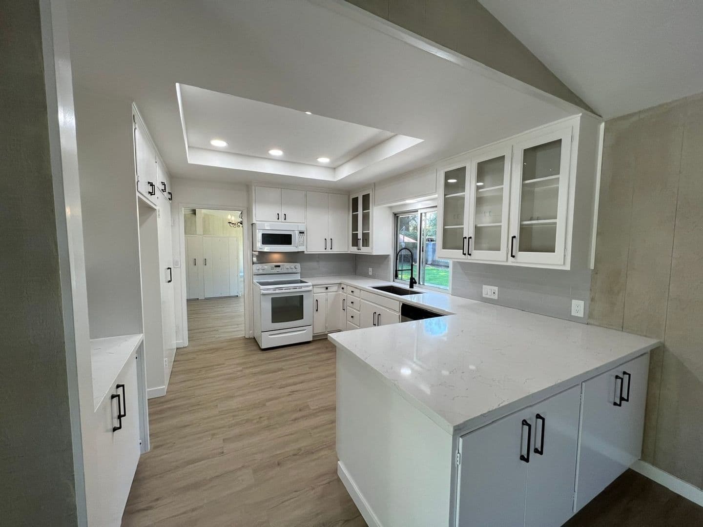 Modesto House: 418 Wentworth Ln