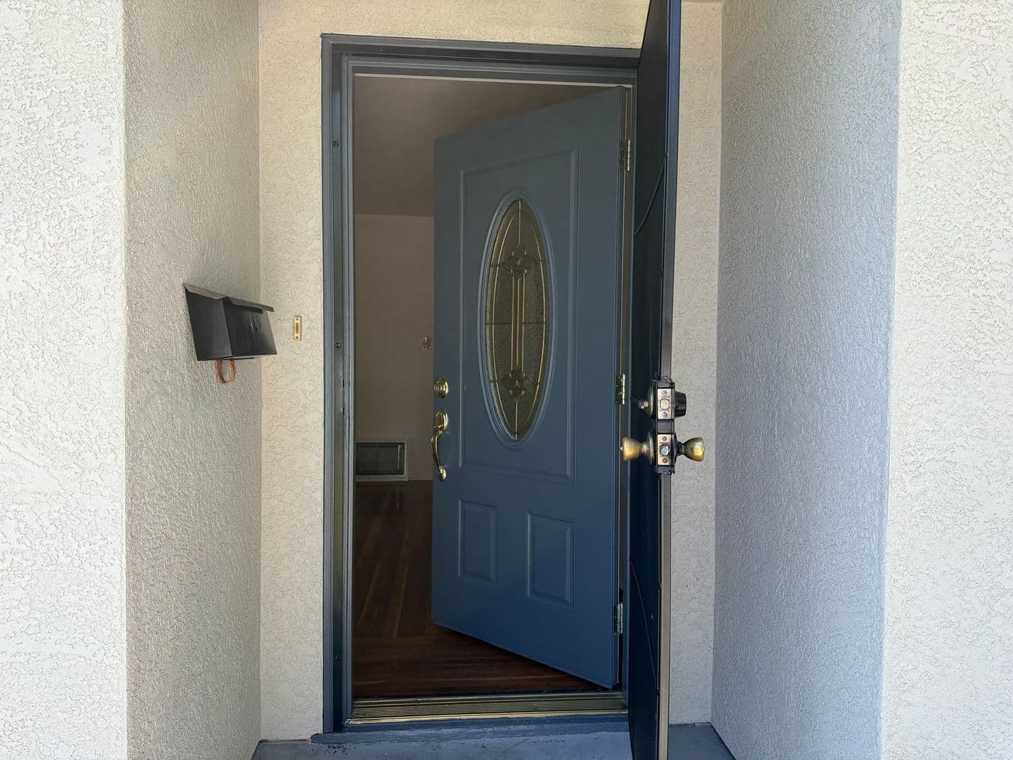Modesto House: 517 El Cajon Ave