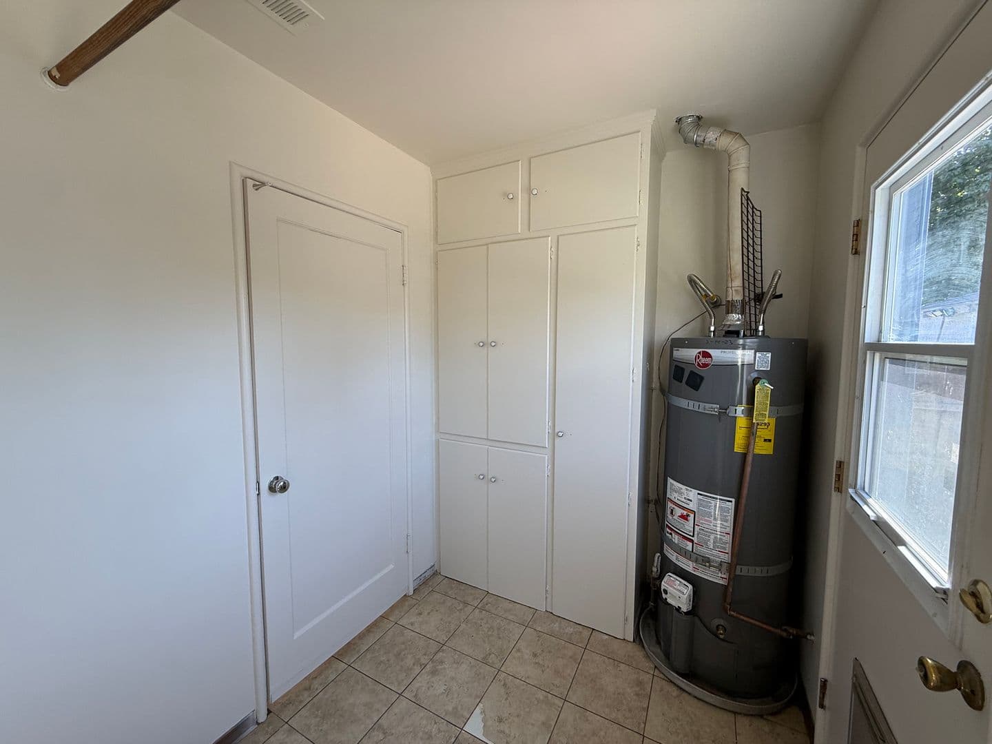 Modesto House: 517 El Cajon Ave